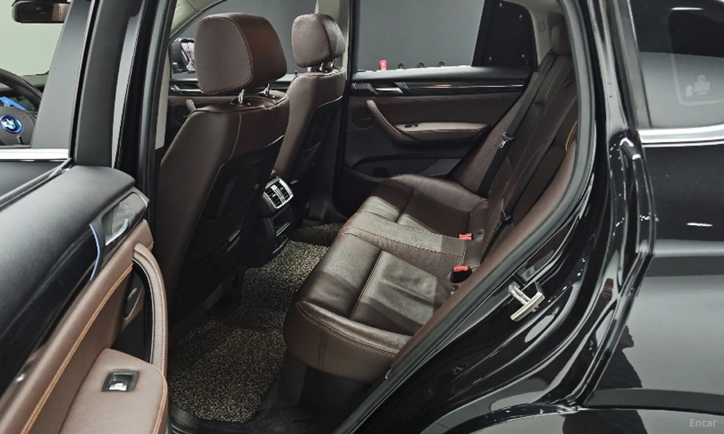 BMW X4 (F26) превью 12