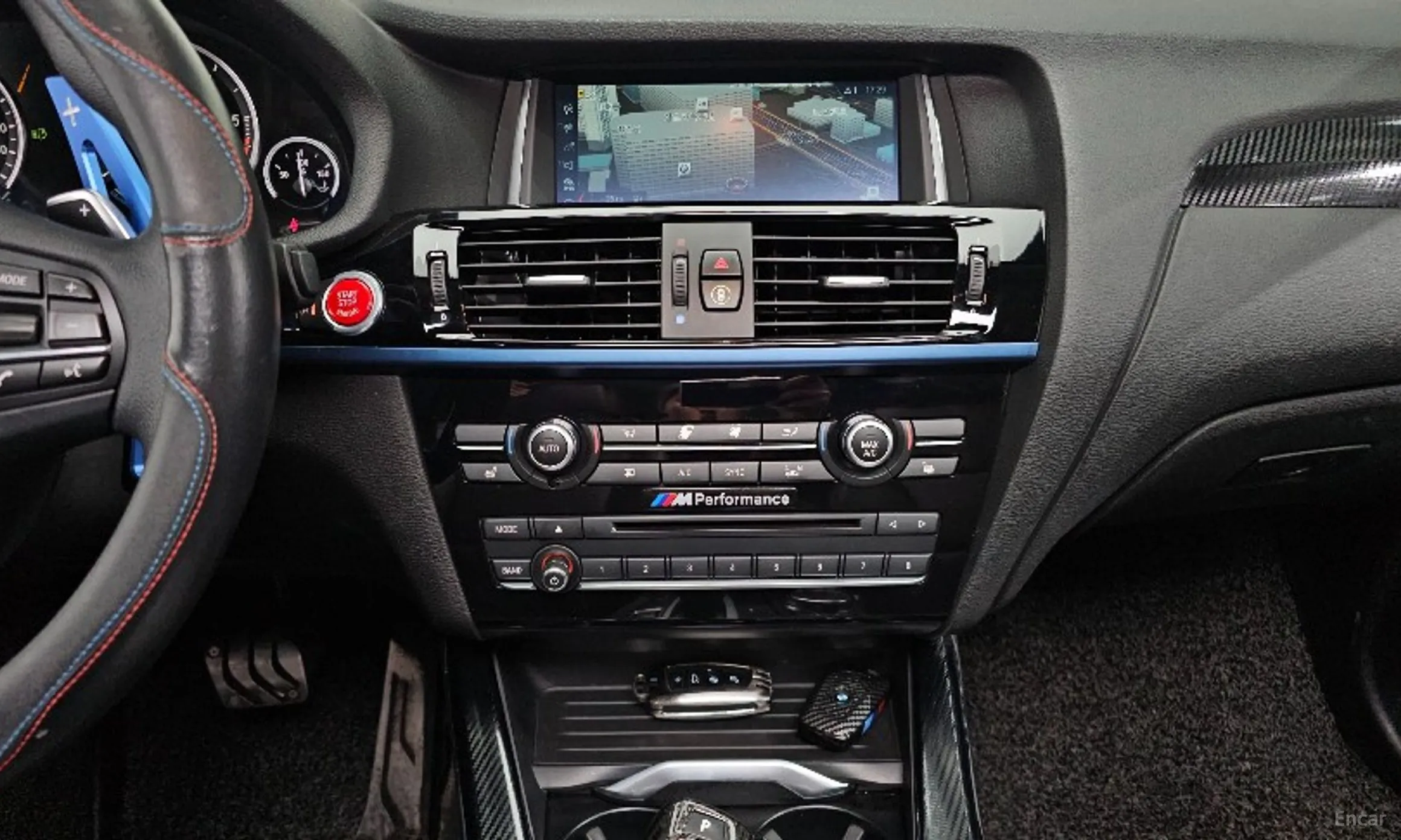 BMW X4 (F26) превью 14