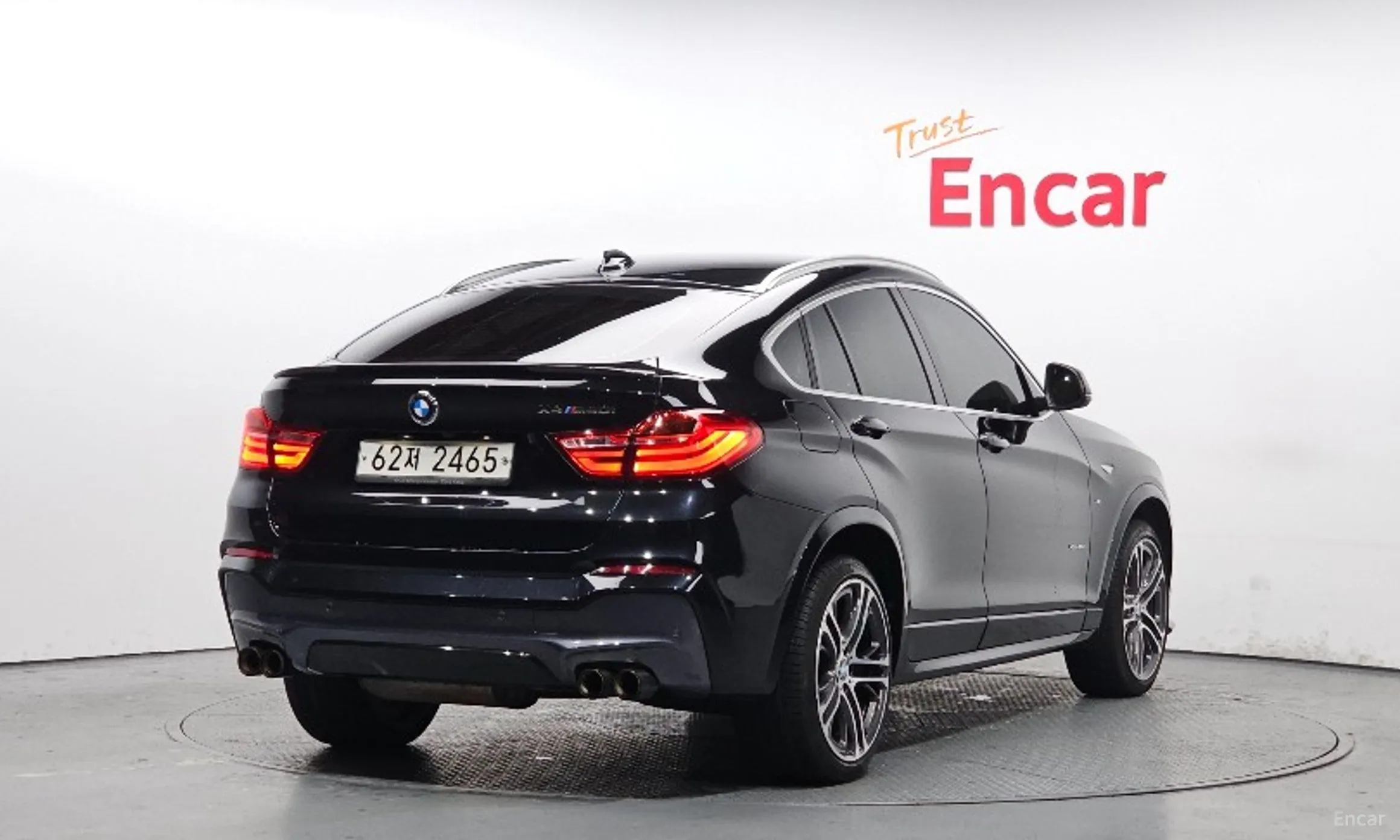 BMW X4 (F26) превью 4