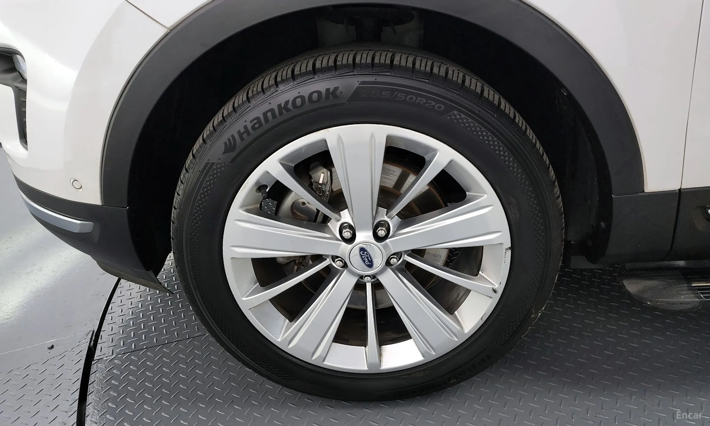 Ford Explorer превью 5