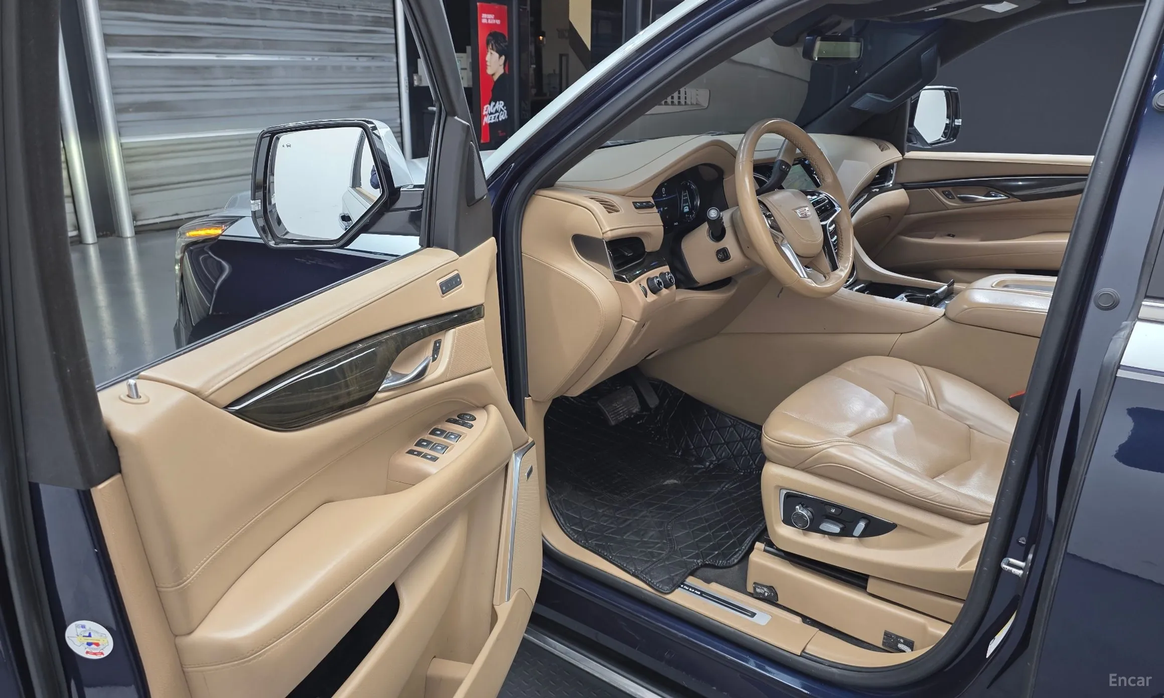 Cadillac Escalade превью 11