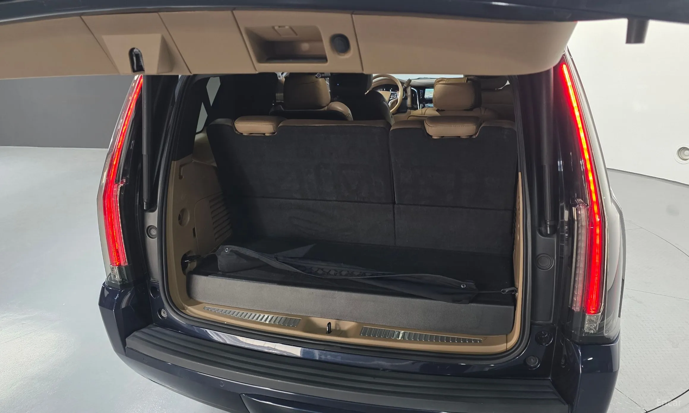 Cadillac Escalade превью 20