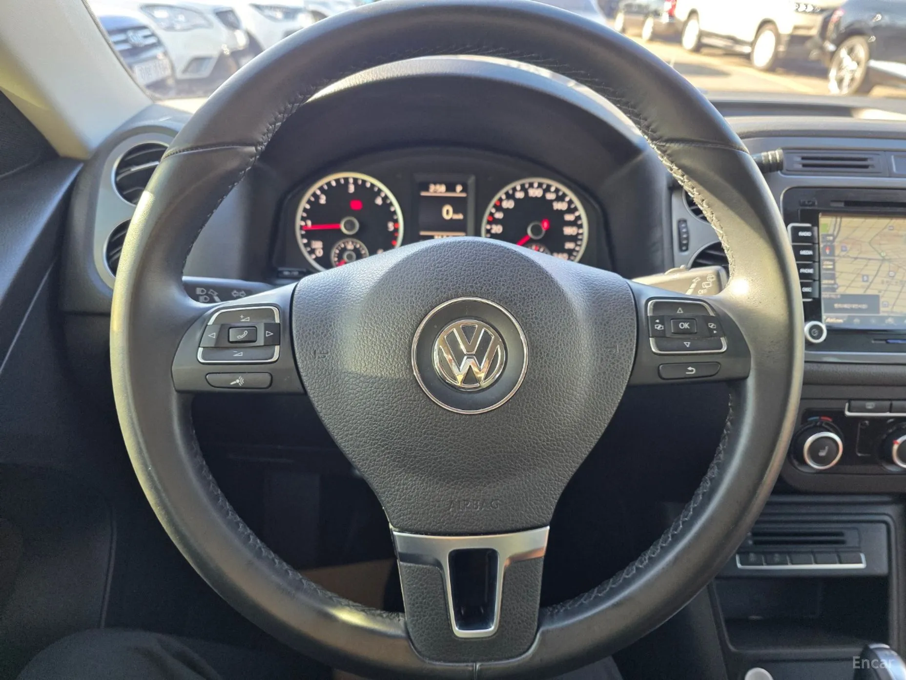 Volkswagen New Tiguan превью 13