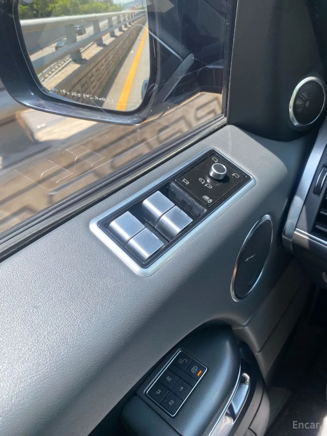 Land Rover Range Rover Sport 2nd Generation превью 10