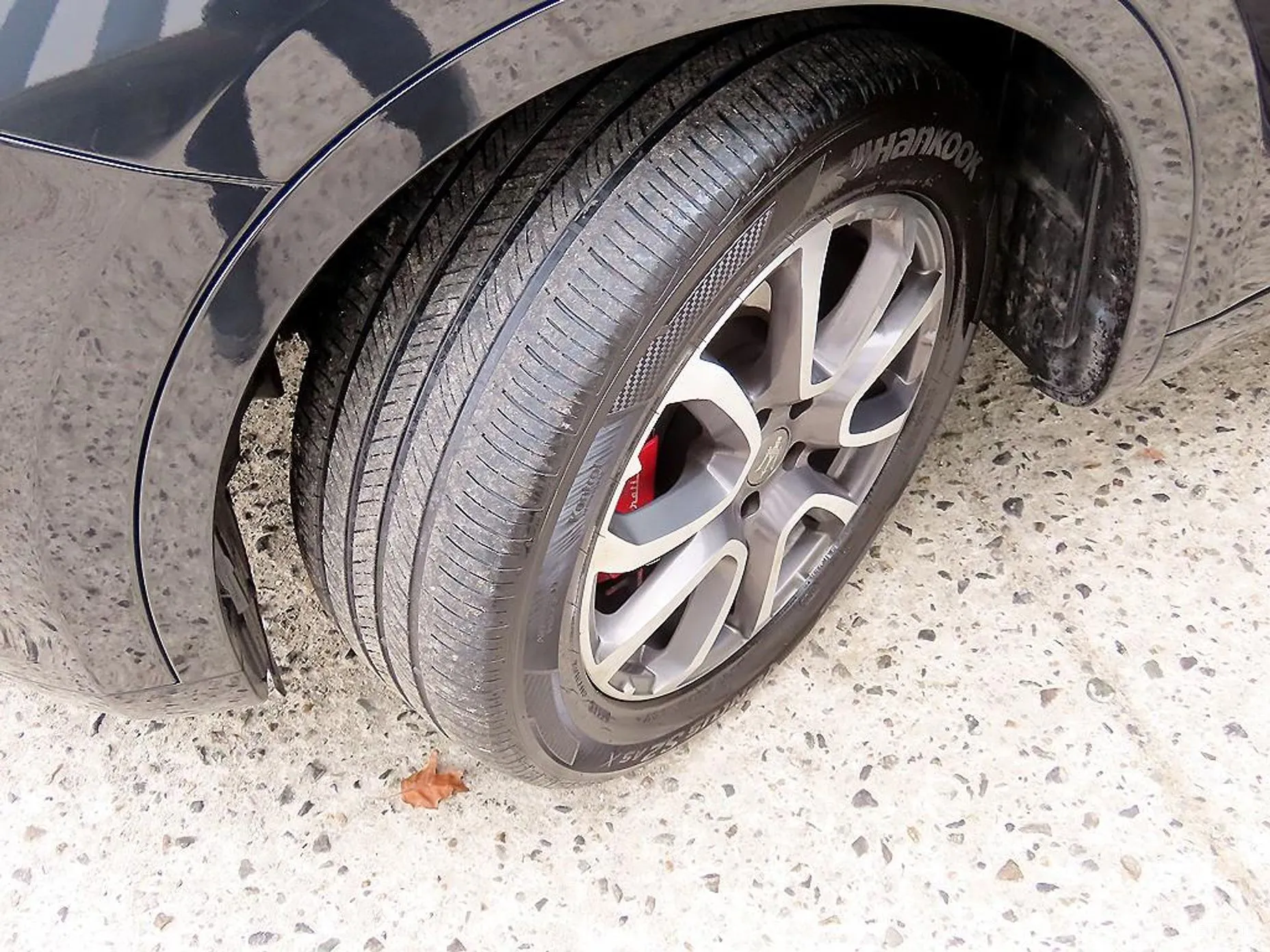 Maserati Levante превью 20