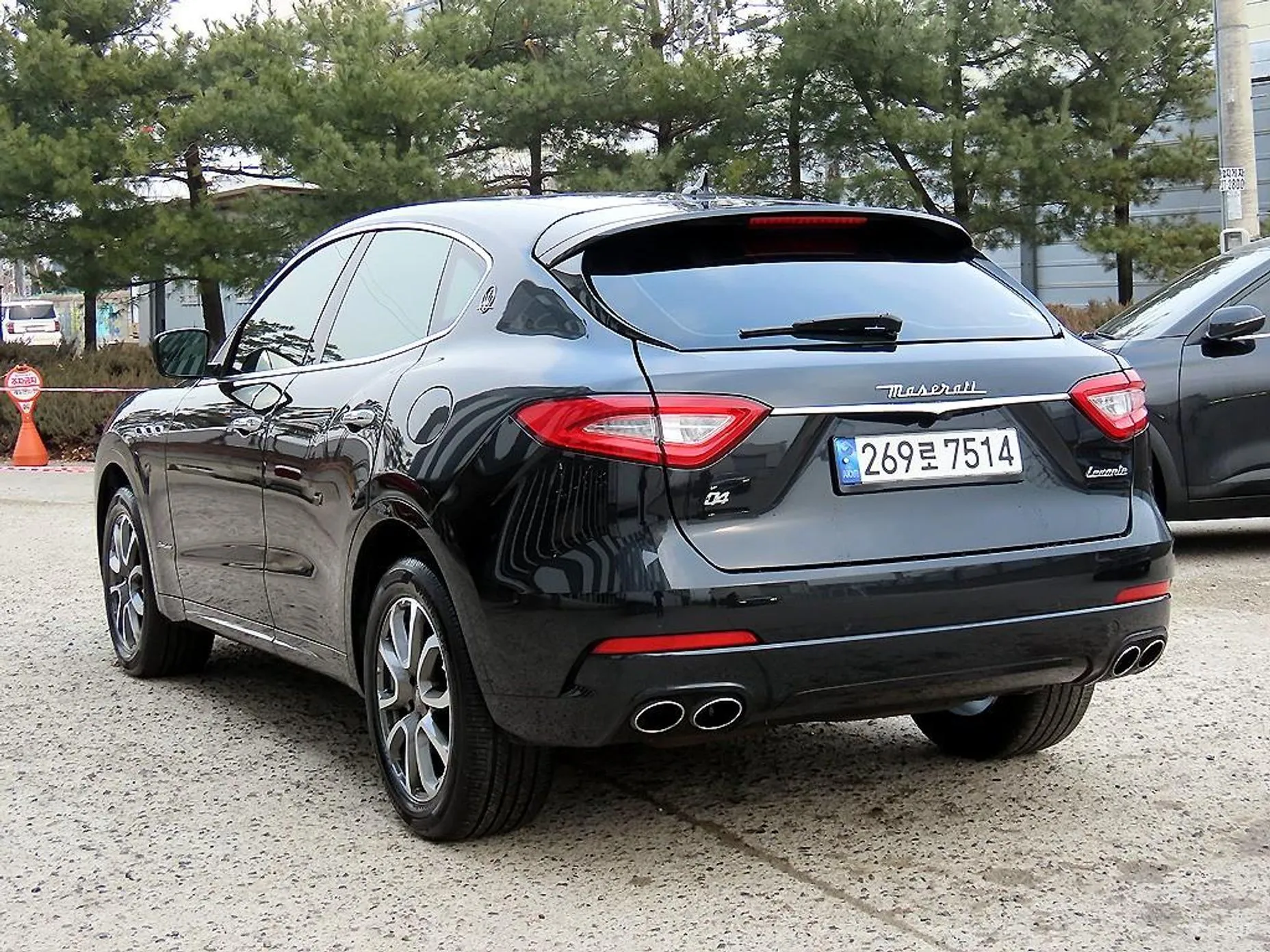 Maserati Levante превью 3