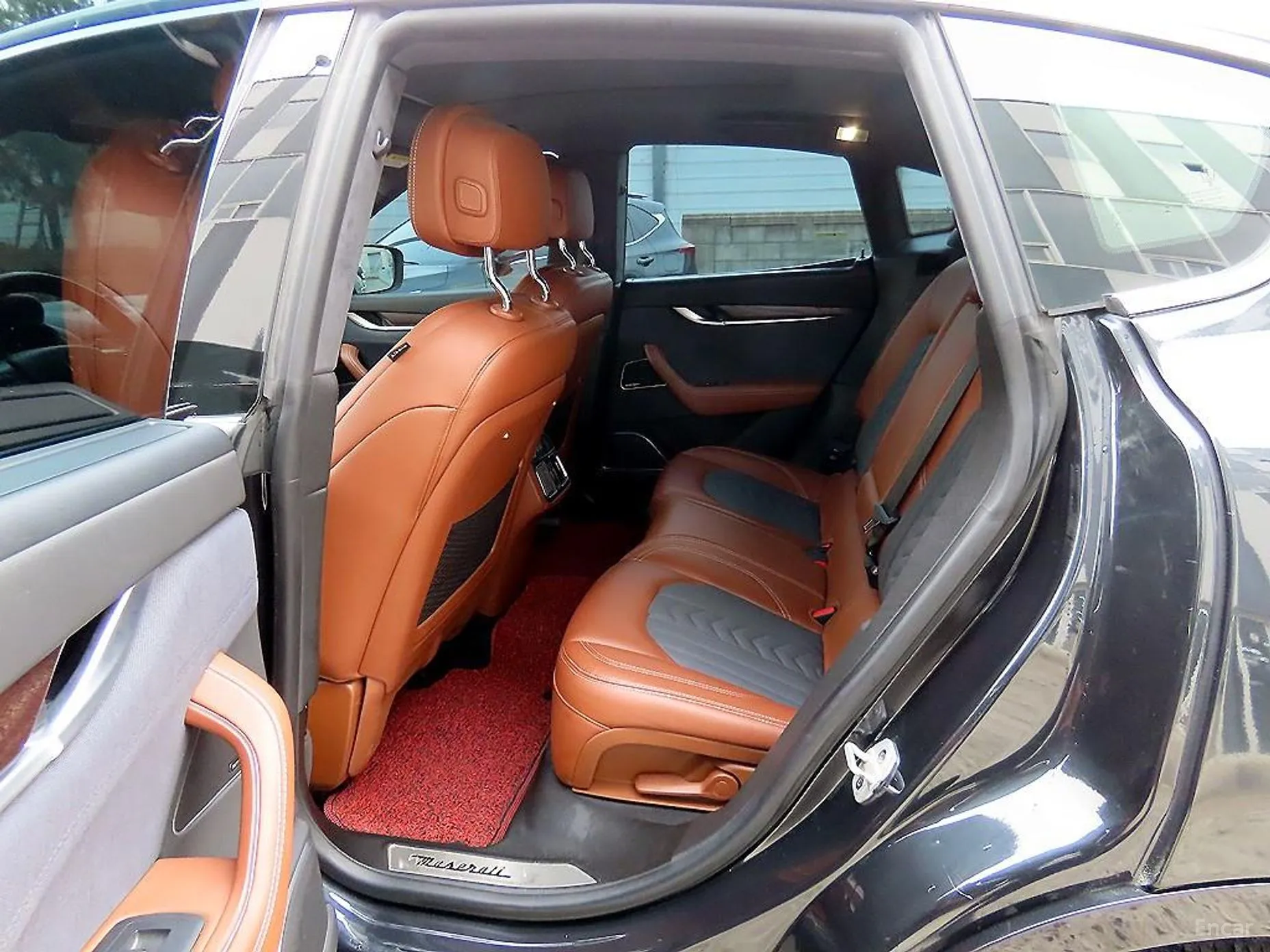 Maserati Levante превью 6