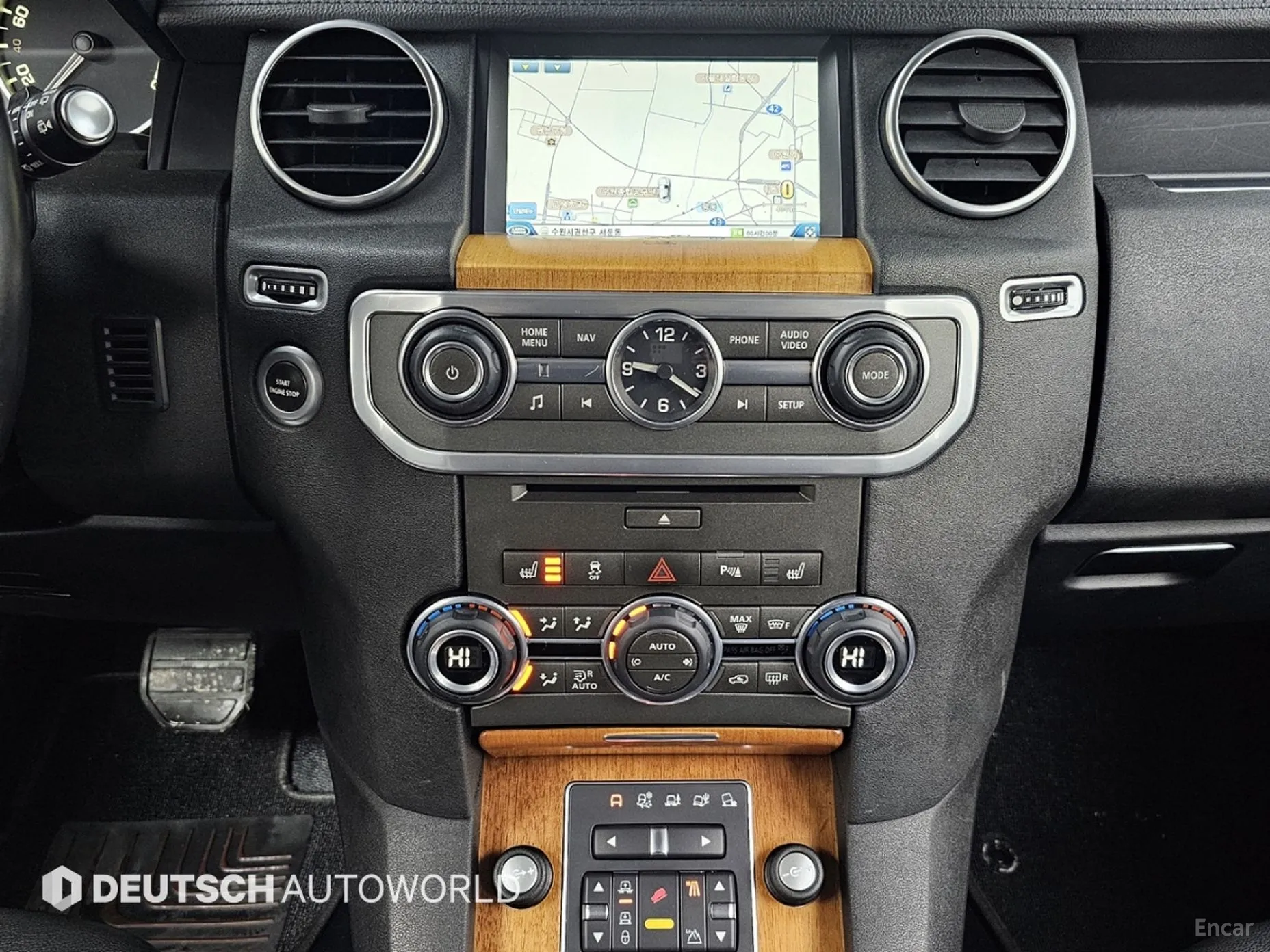 Land Rover Discovery 4 превью 14