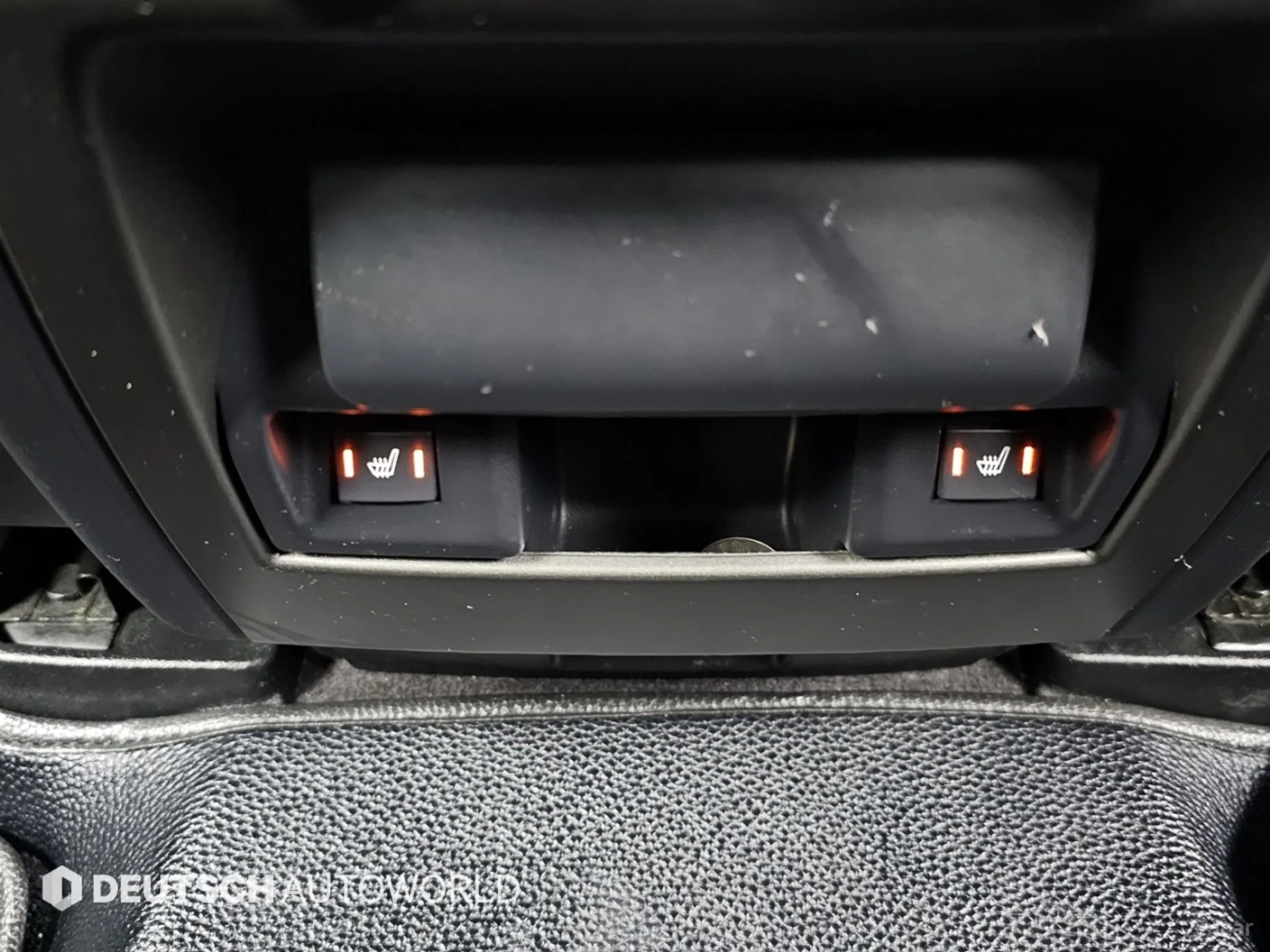 Land Rover Discovery 4 превью 16