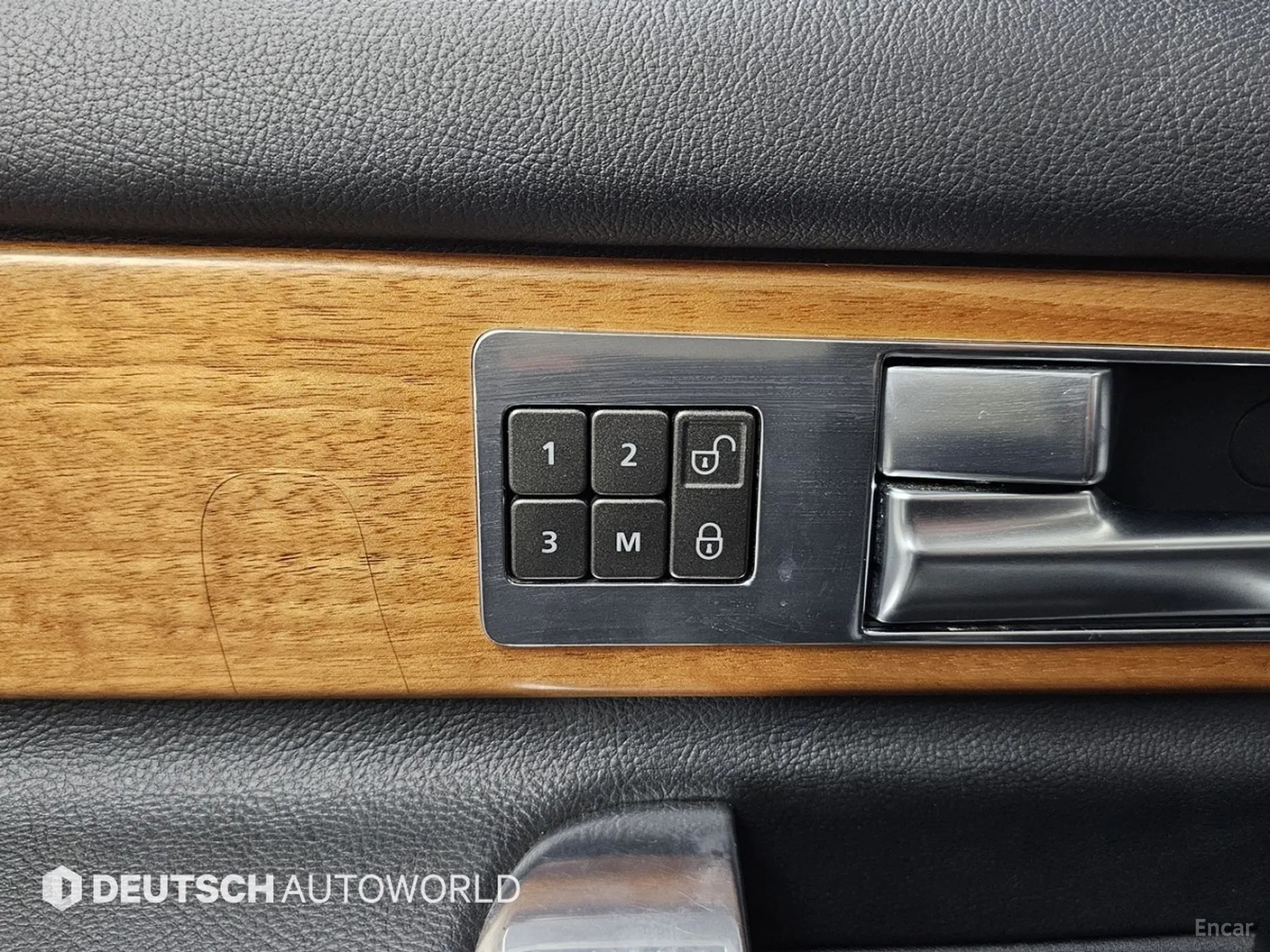 Land Rover Discovery 4 превью 18