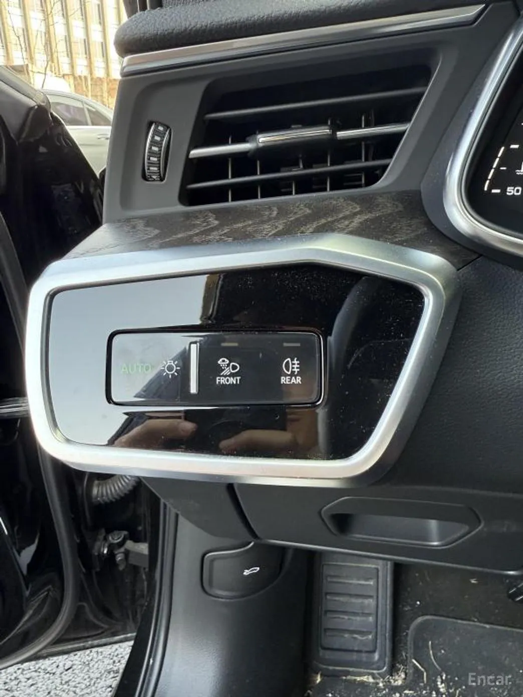 Audi A6 (C8) превью 11