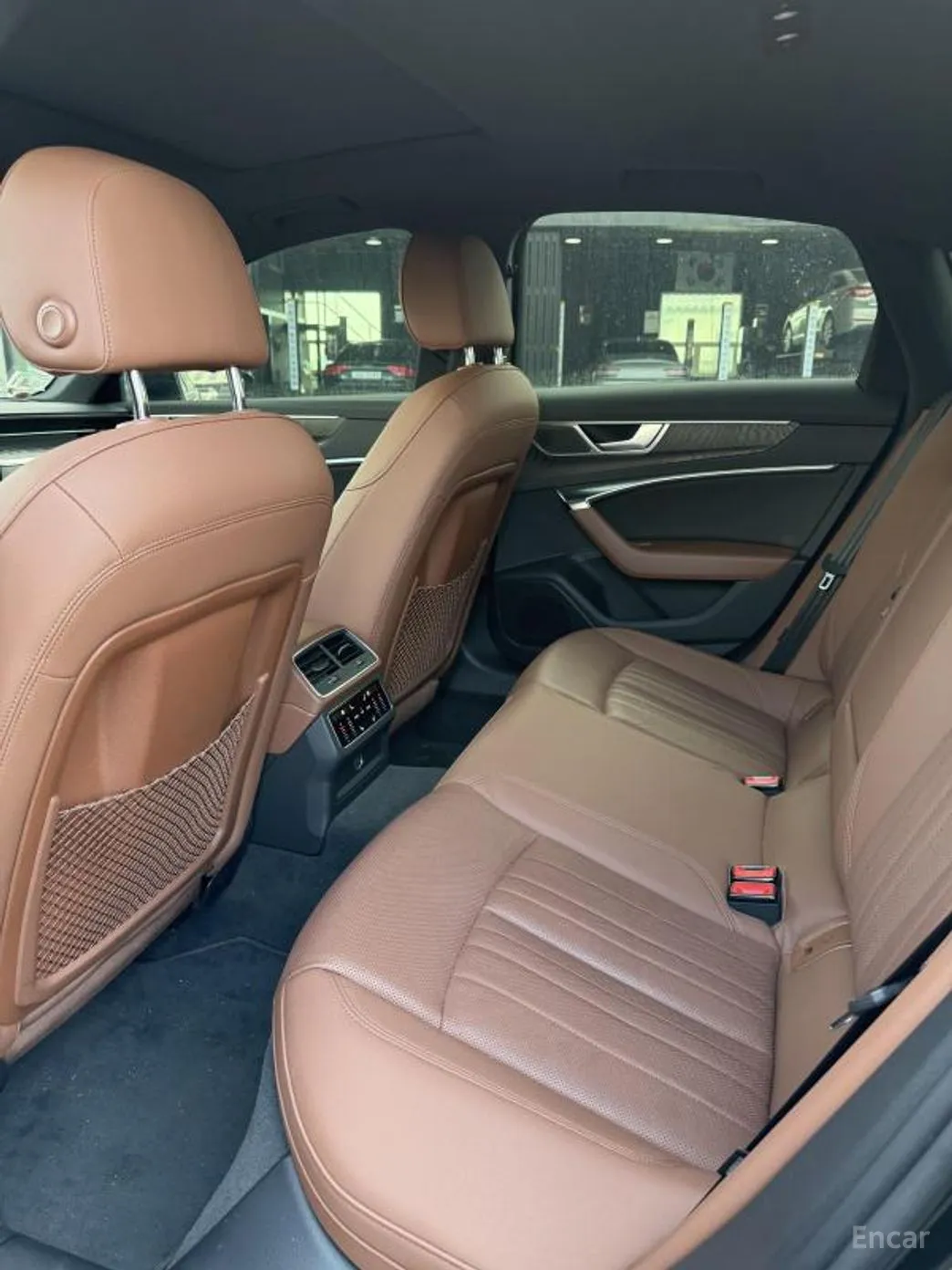 Audi A6 (C8) превью 12