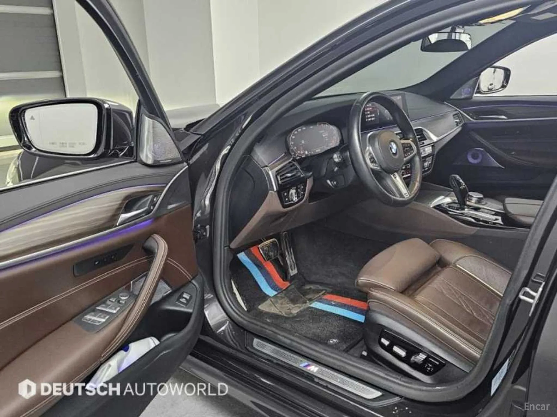 BMW 5 Series (G30) превью 11