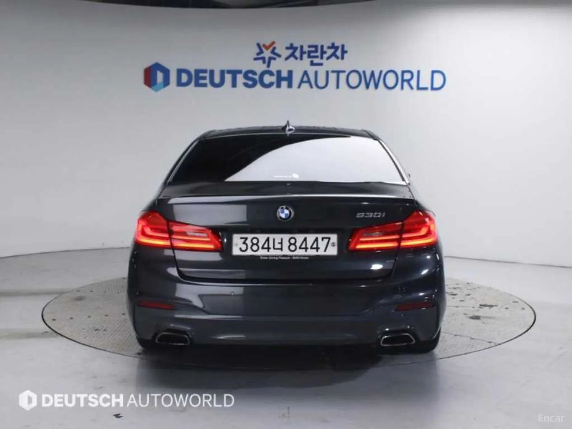 BMW 5 Series (G30) превью 4