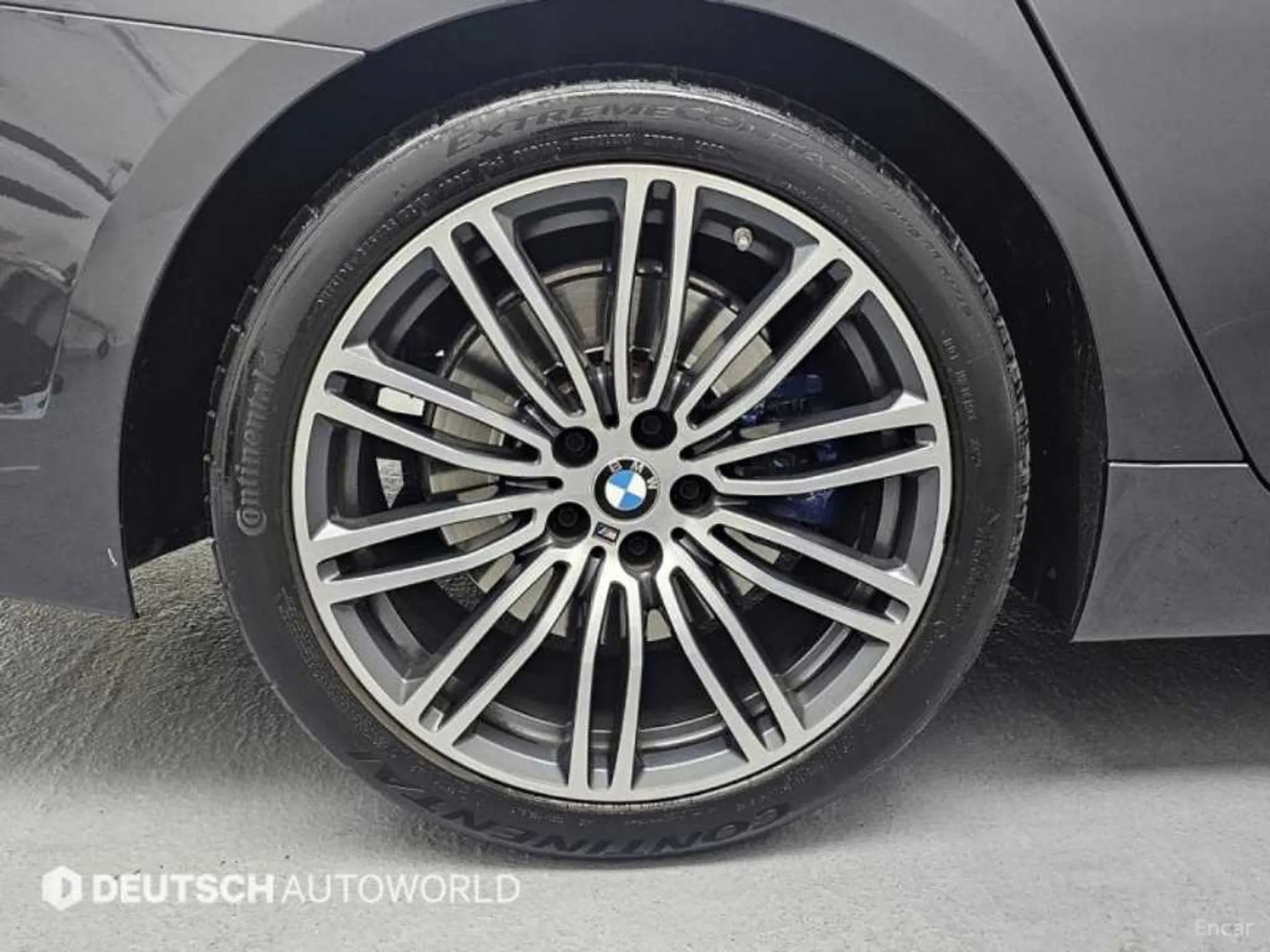 BMW 5 Series (G30) превью 5
