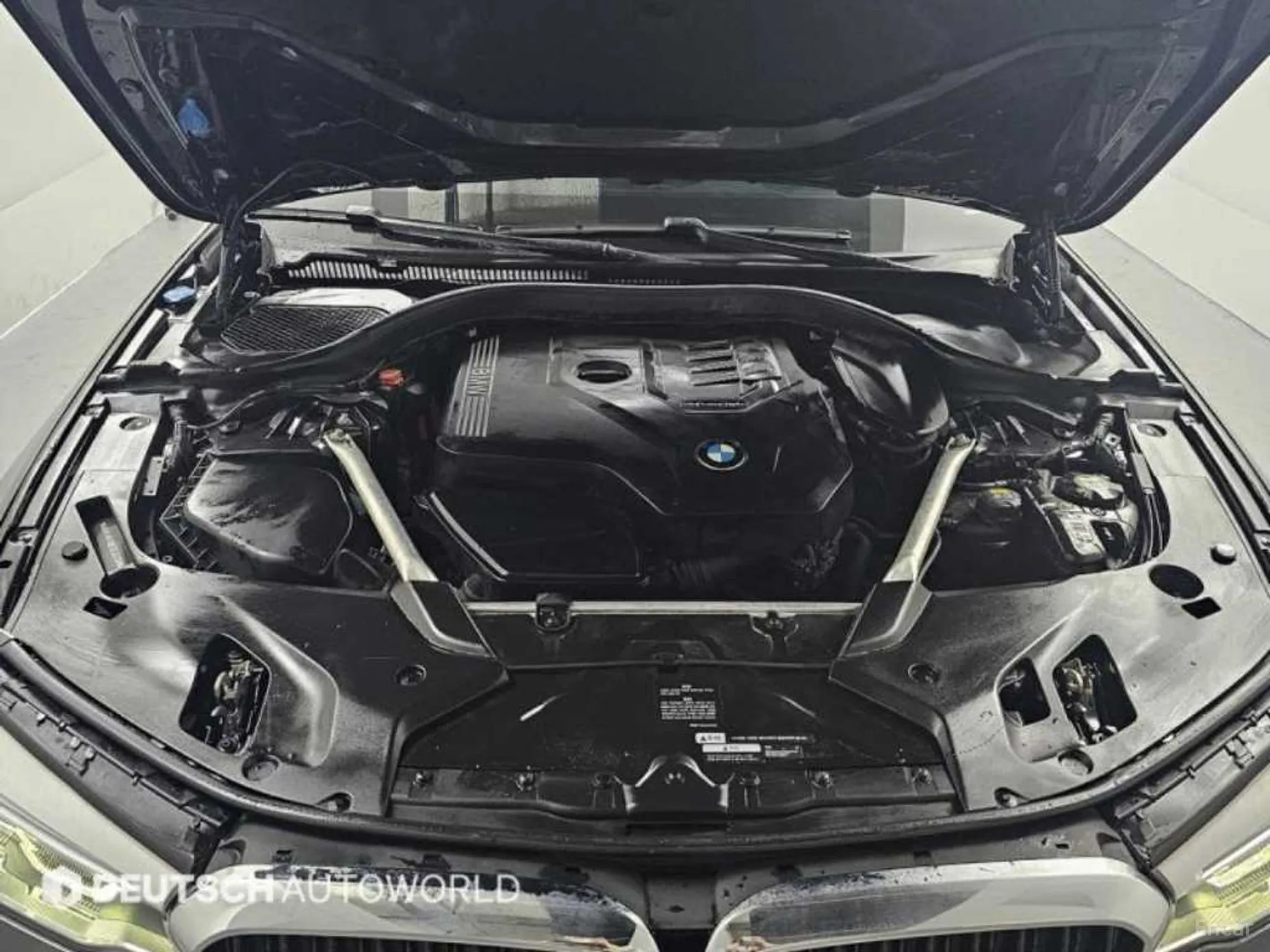 BMW 5 Series (G30) превью 6