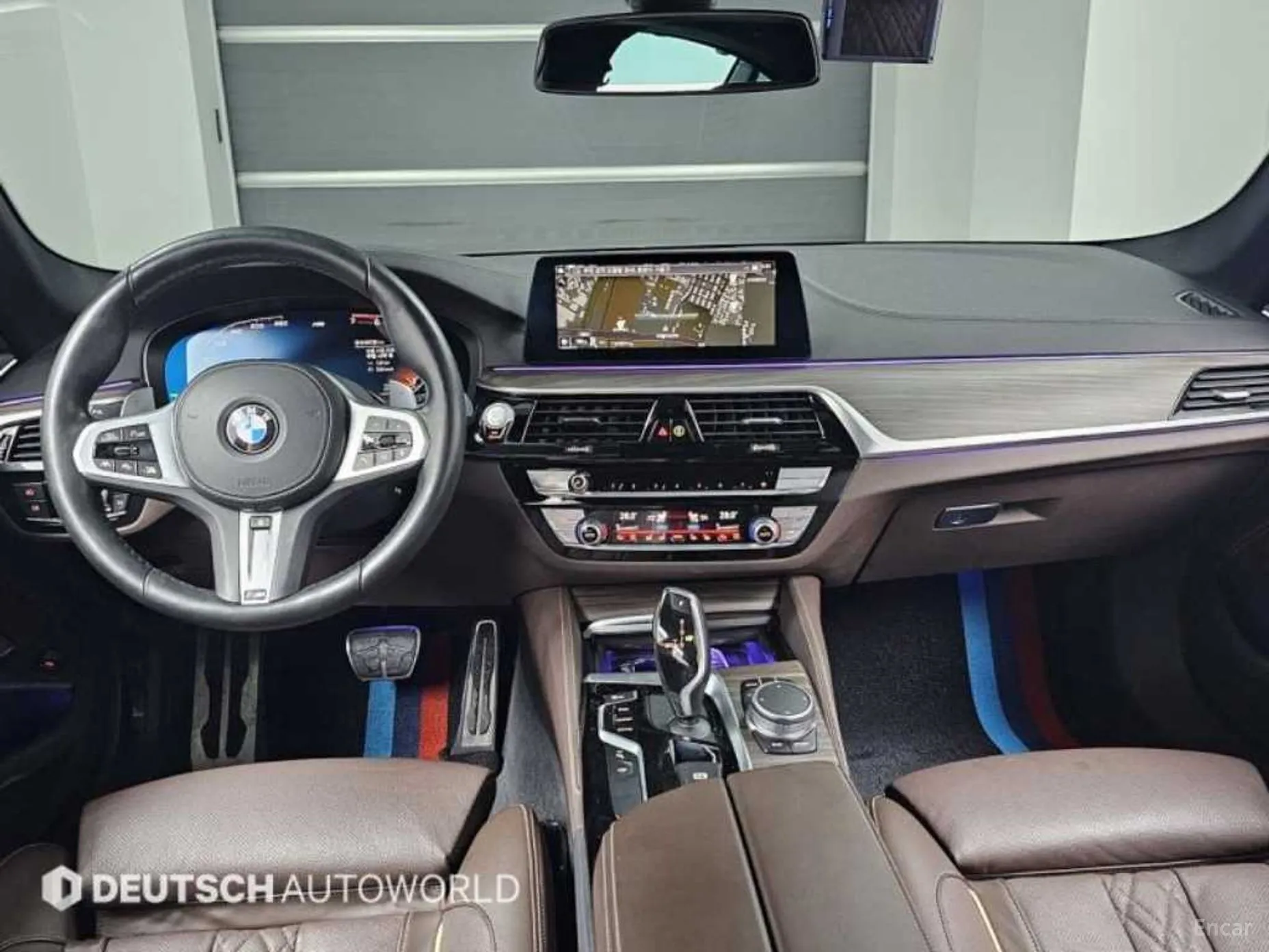 BMW 5 Series (G30) превью 7