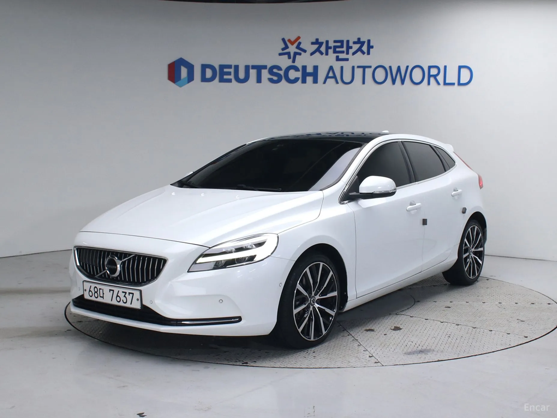 Volvo V40