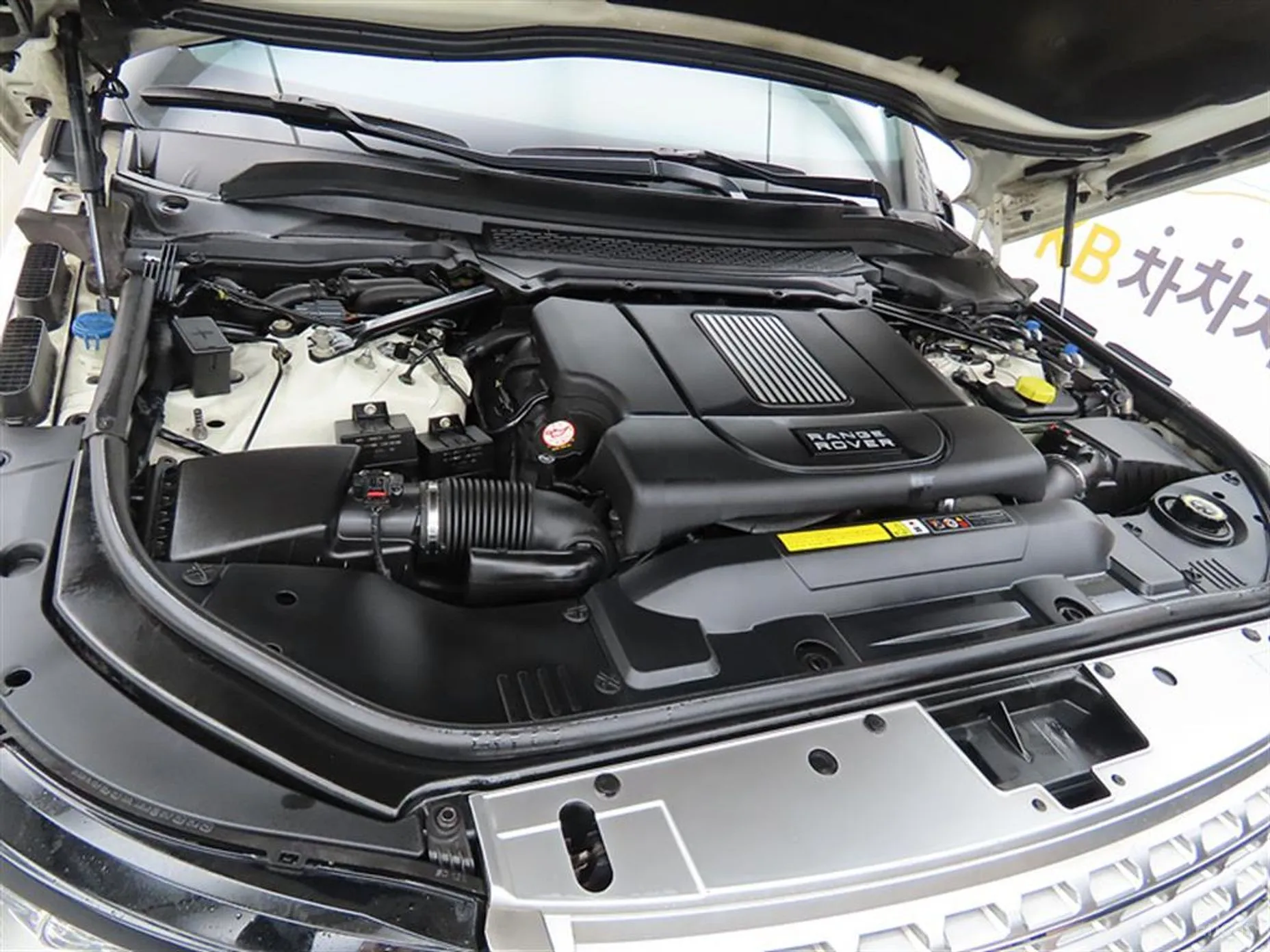 Land Rover Range Rover 4th Generation превью 19