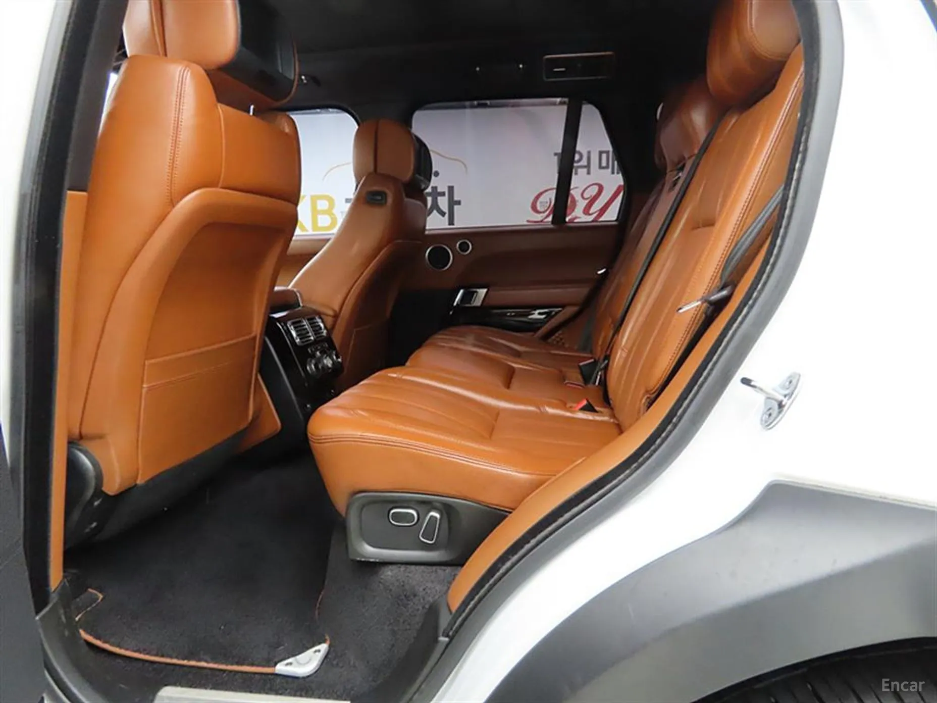 Land Rover Range Rover 4th Generation превью 6