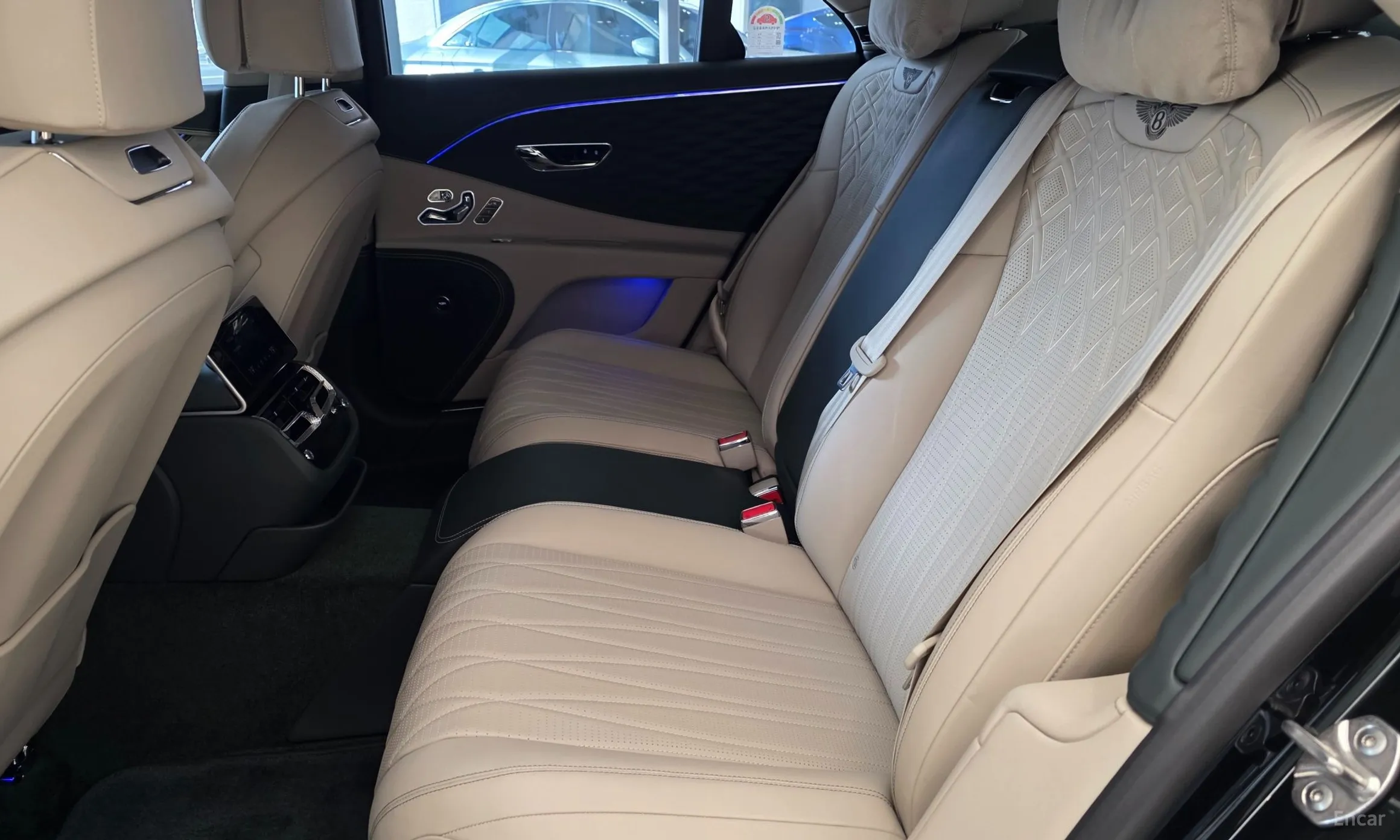 Bentley Flying Spur 3rd Generation превью 8