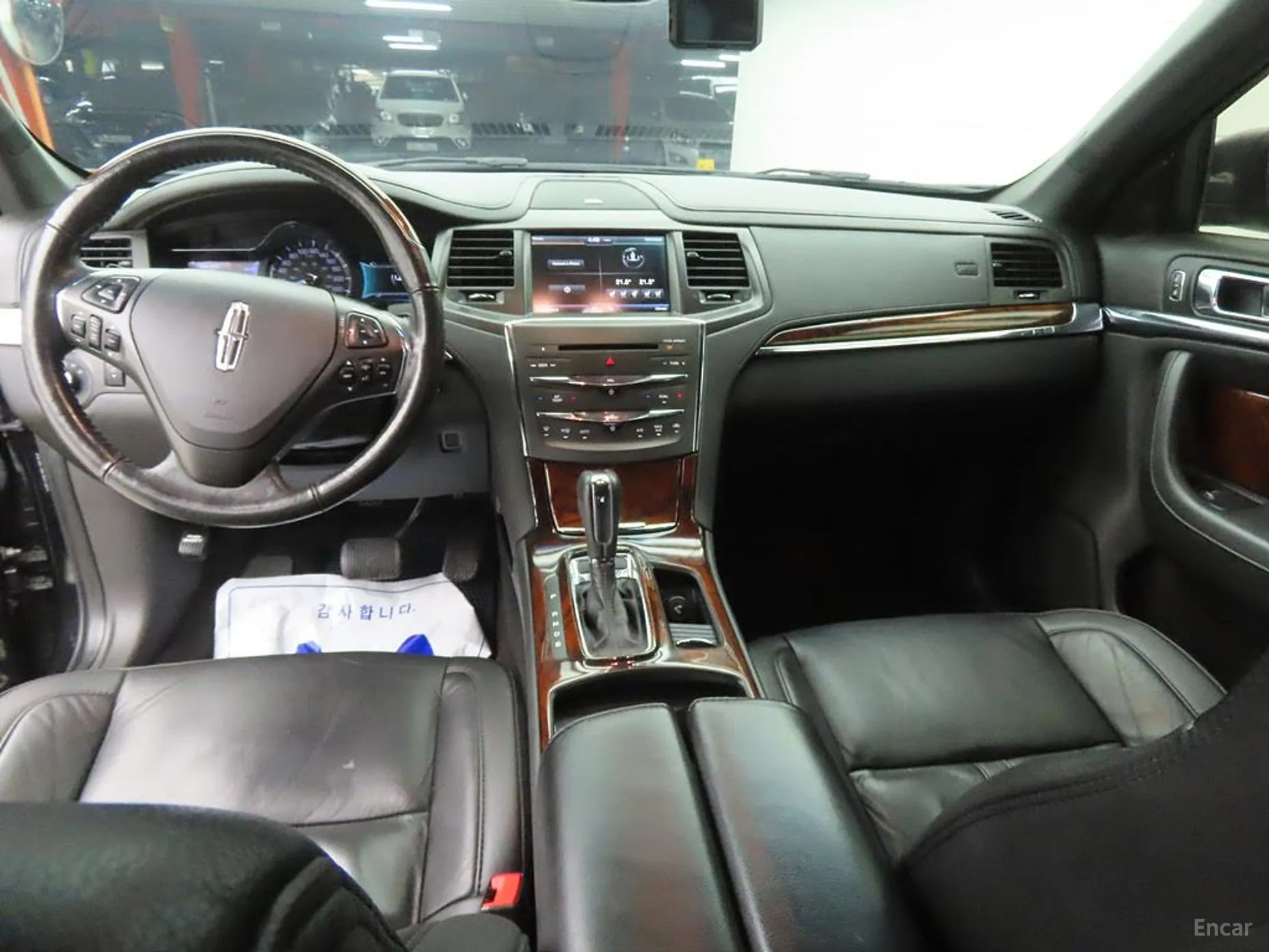 Lincoln New MKS превью 7