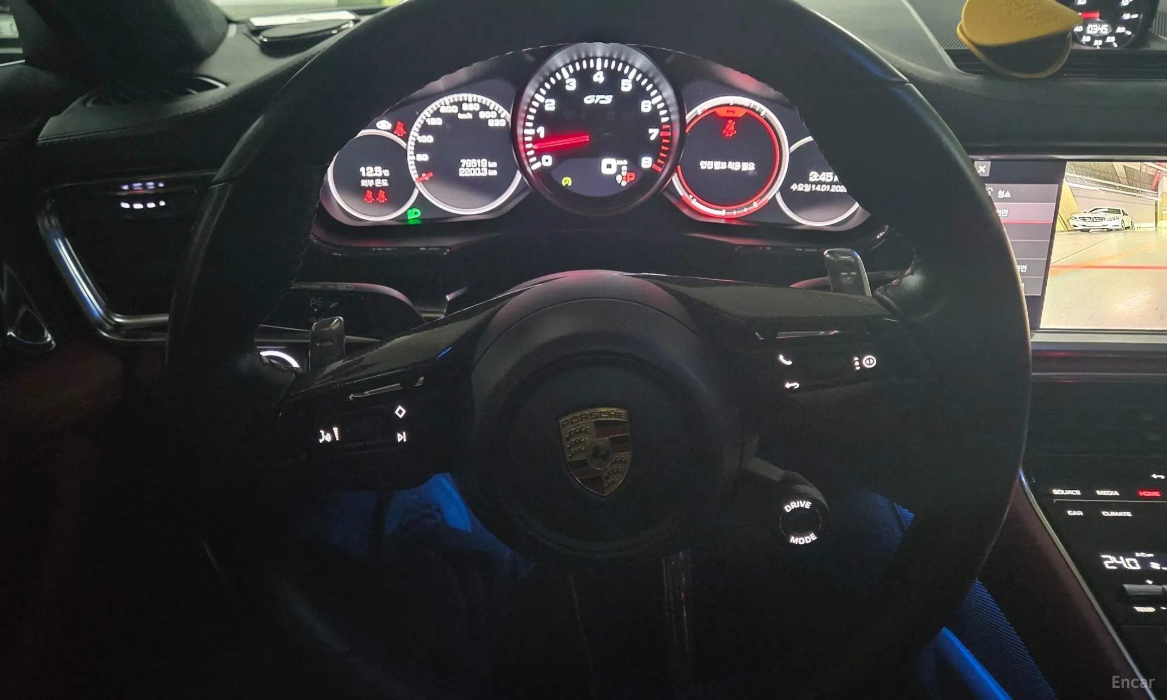 Porsche Panamera (971) превью 11