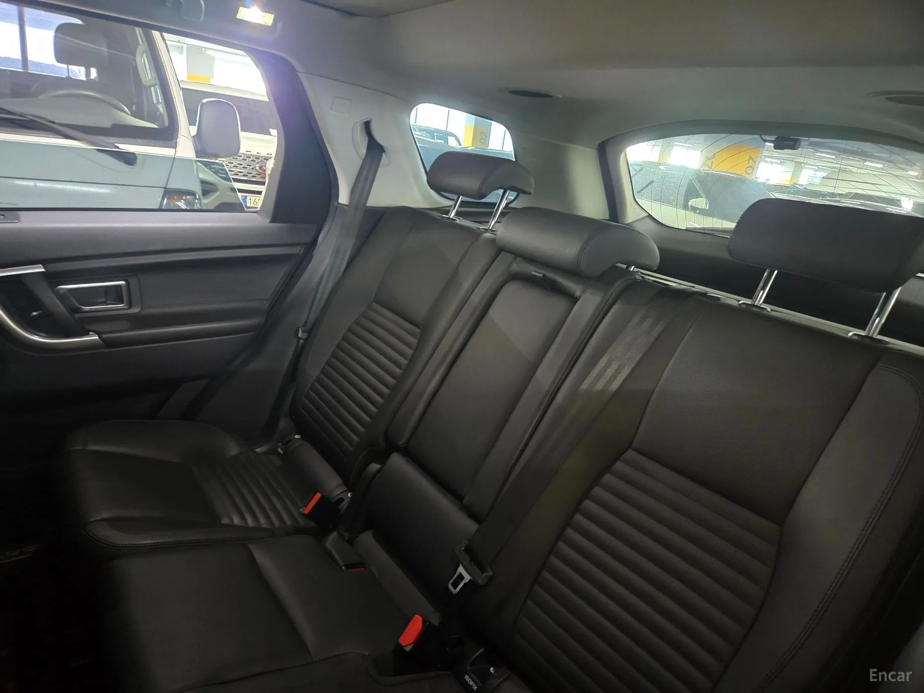 Land Rover Discovery Sports превью 10
