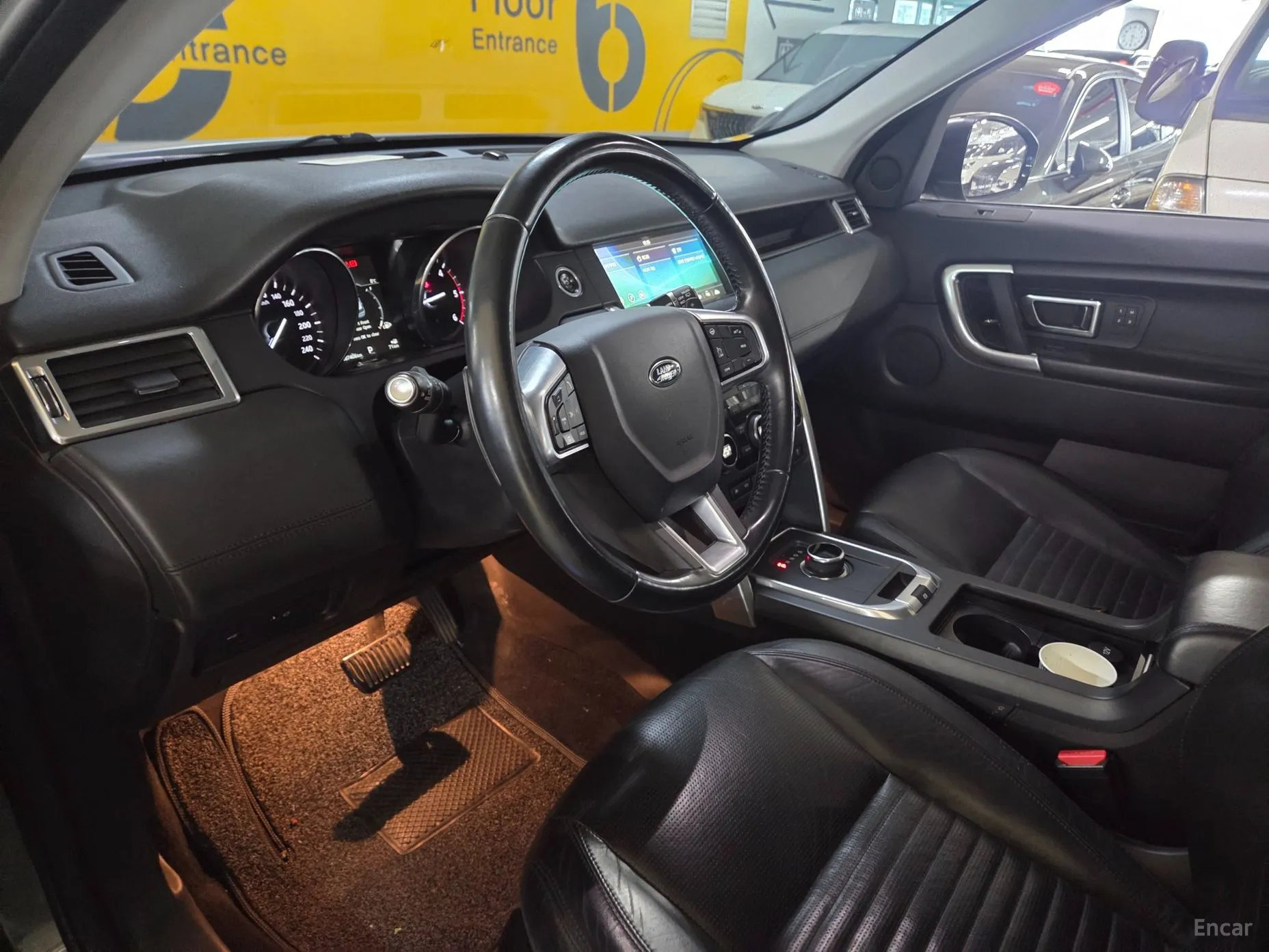 Land Rover Discovery Sports превью 7