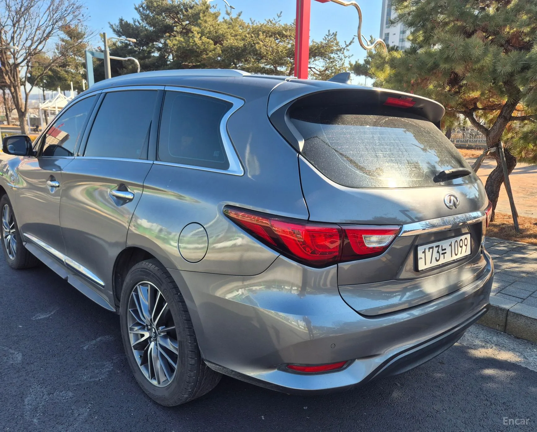 Infiniti QX60