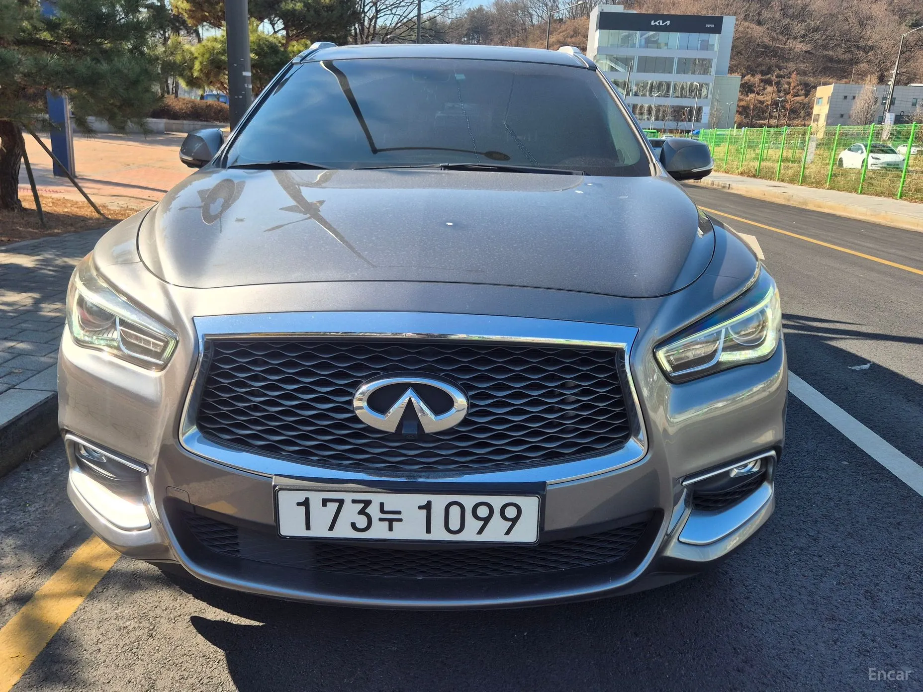Infiniti QX60 превью 3