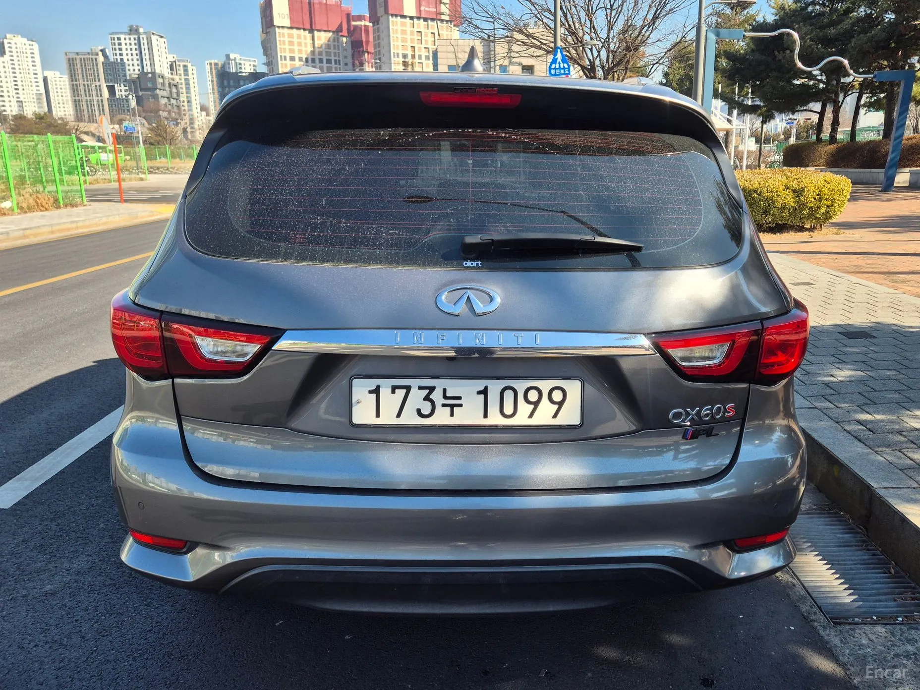 Infiniti QX60 превью 4
