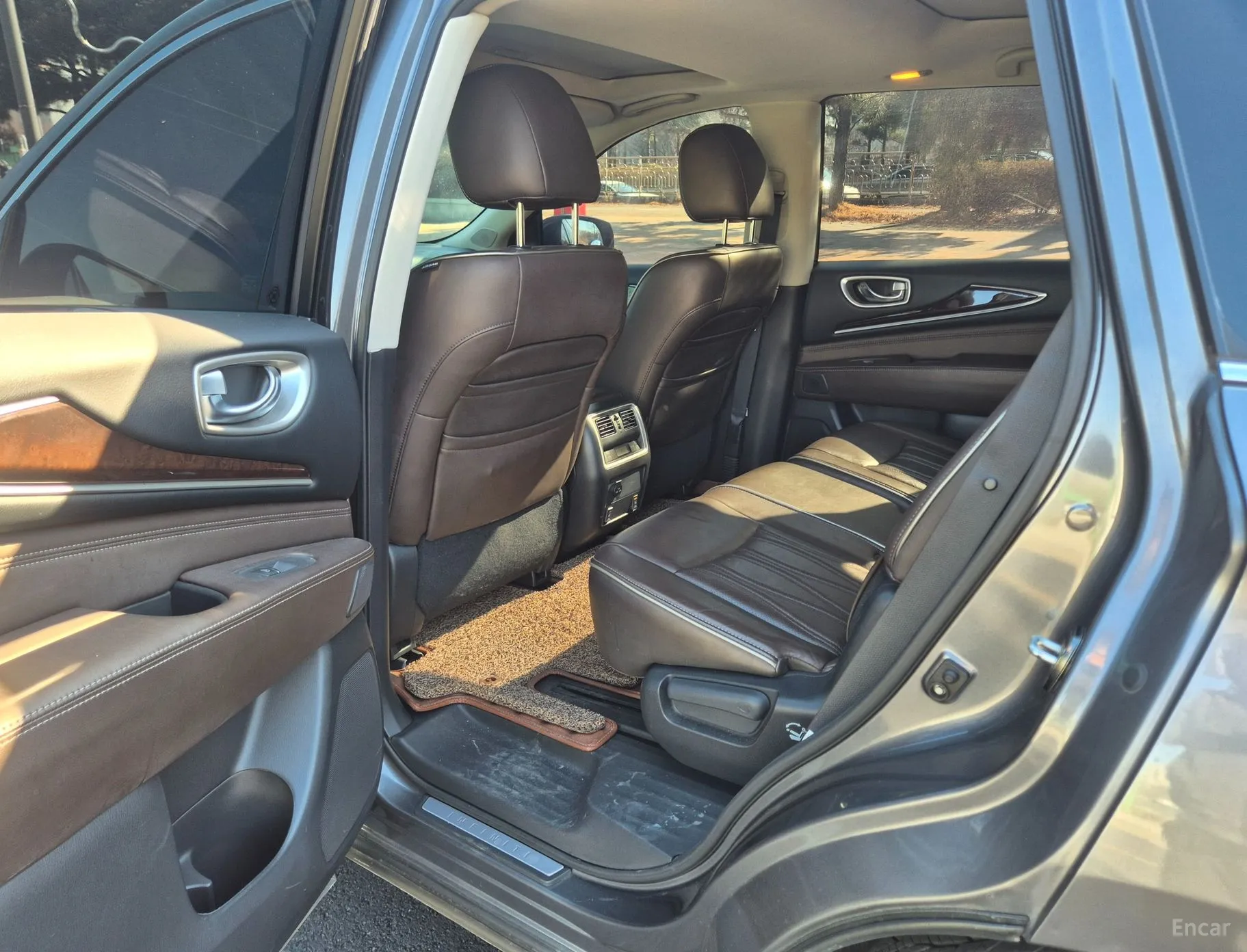 Infiniti QX60 превью 7