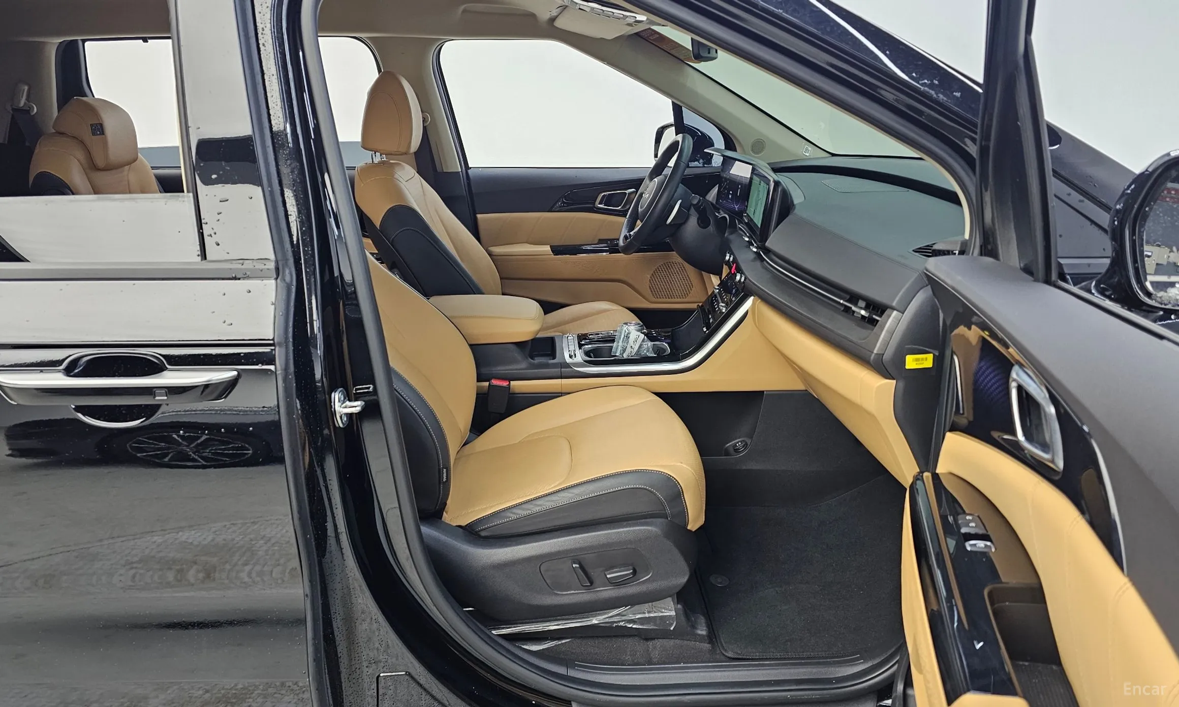Kia Carnival Gen 4 превью 11