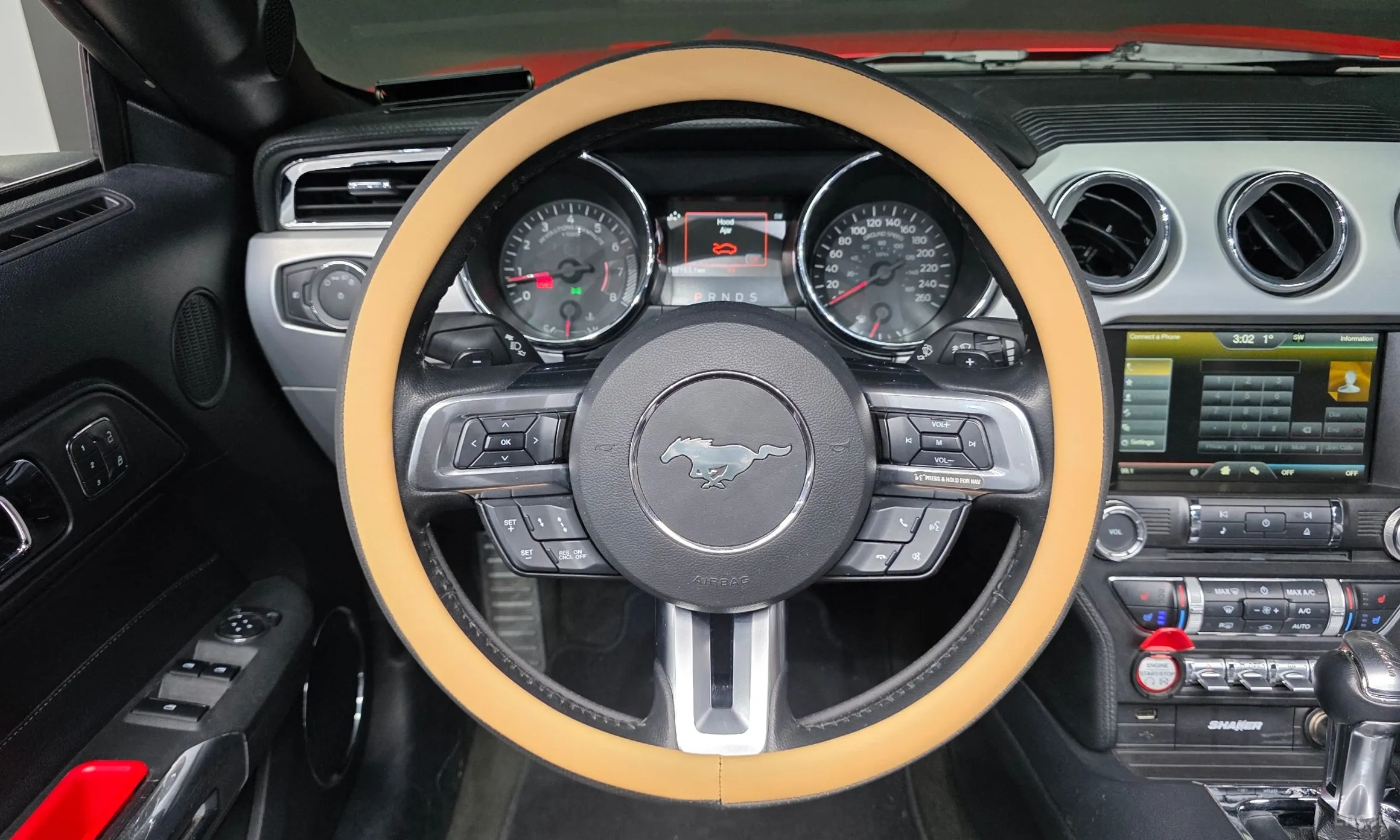 Ford Mustang превью 14
