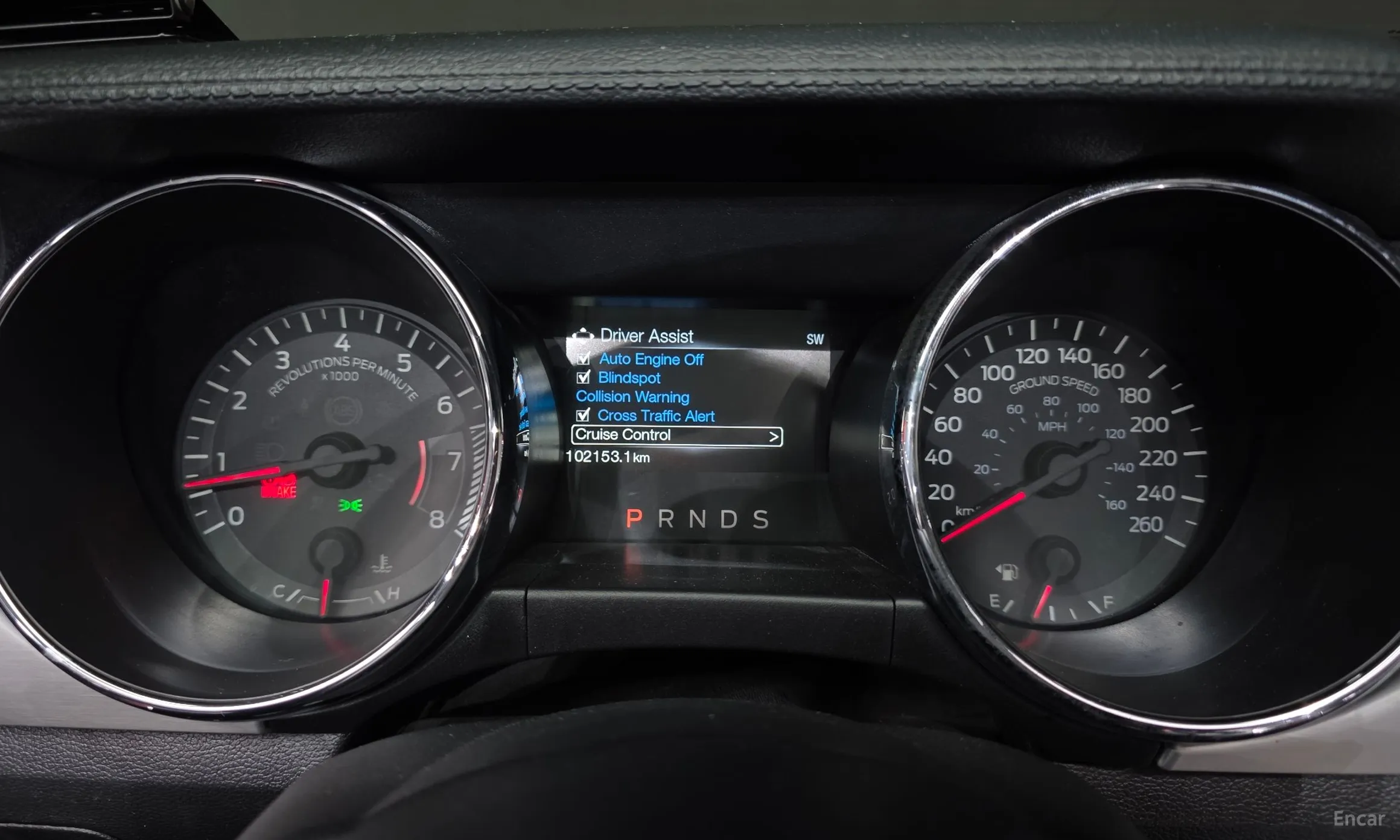 Ford Mustang превью 8