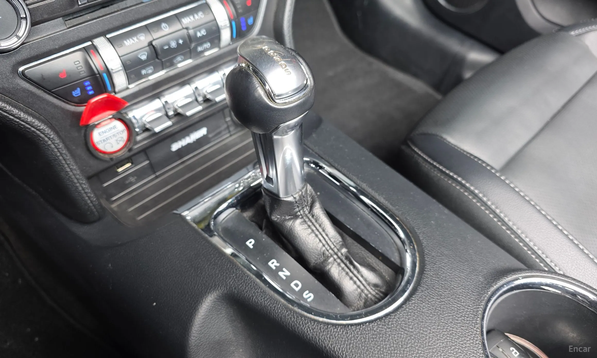 Ford Mustang превью 9