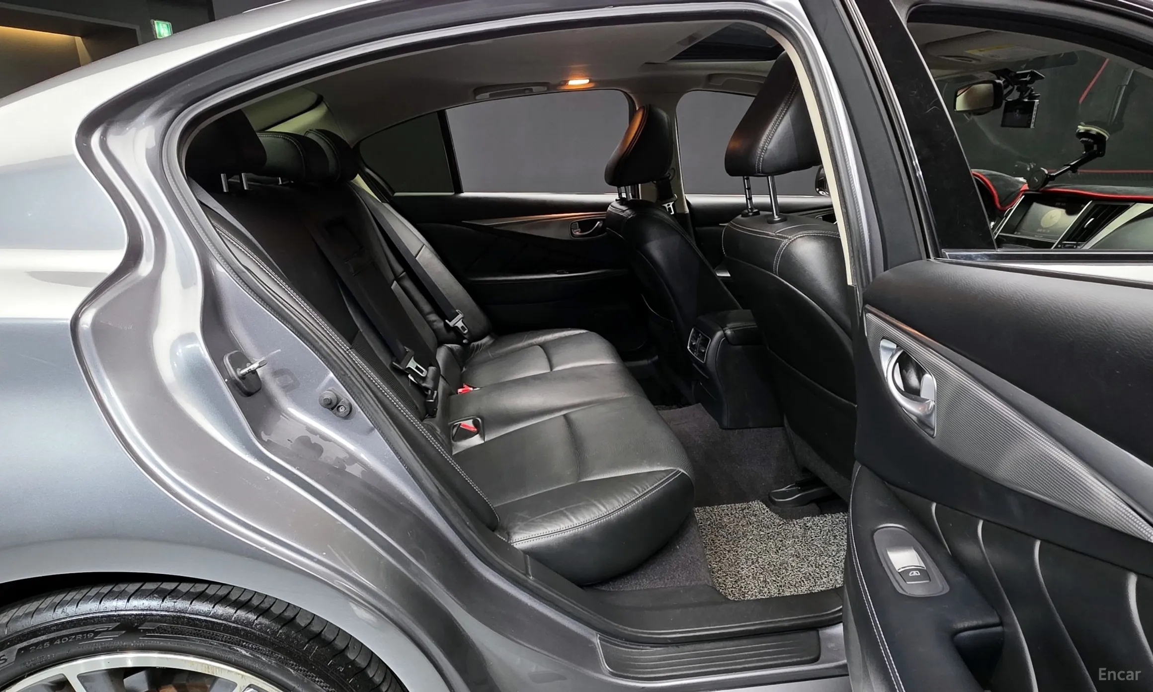 Infiniti Q50 превью 12