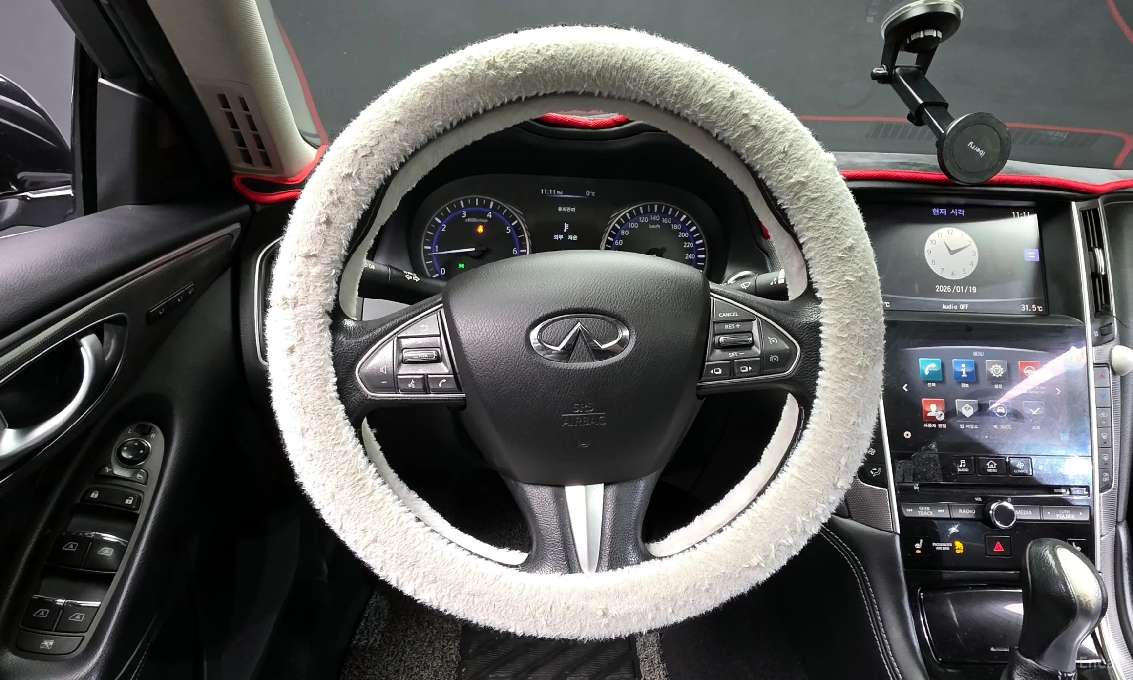Infiniti Q50 превью 13