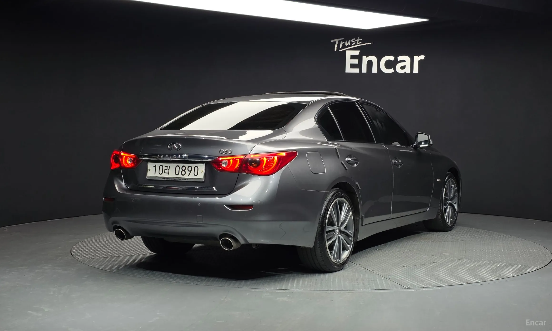 Infiniti Q50