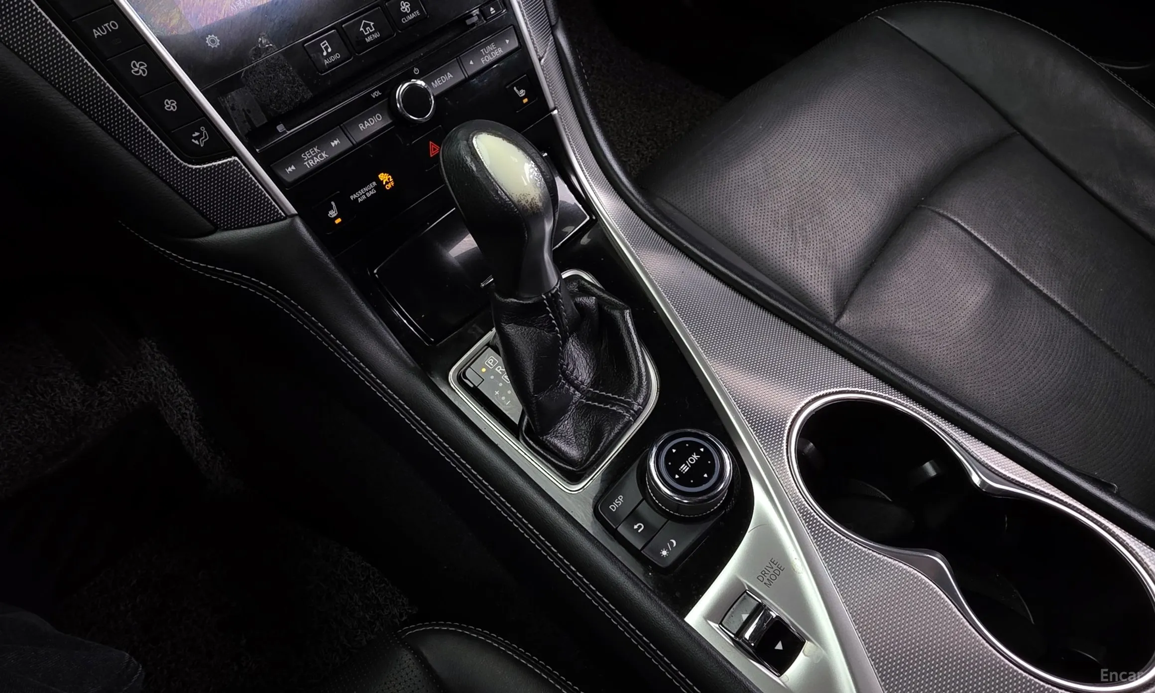 Infiniti Q50 превью 9