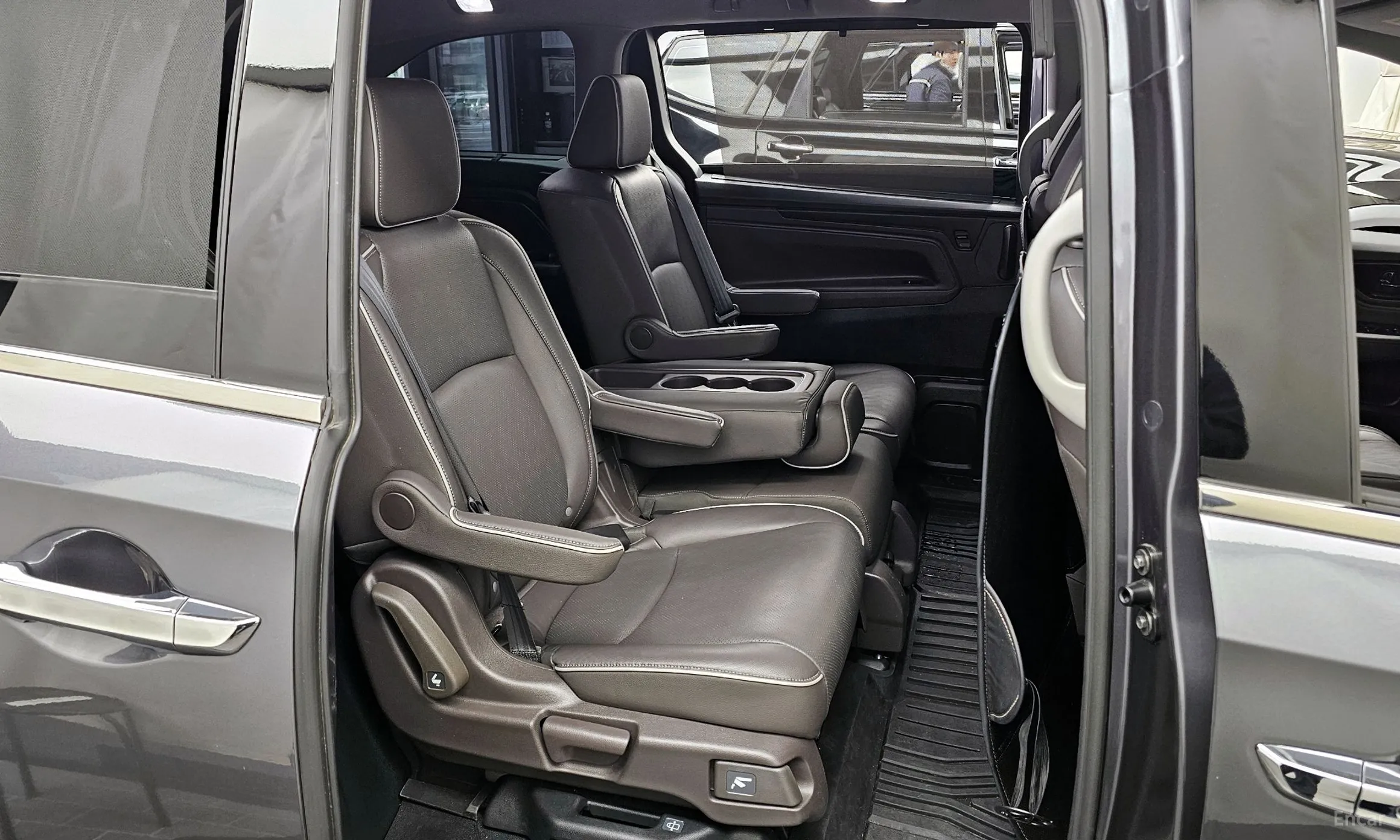Honda Odyssey превью 11