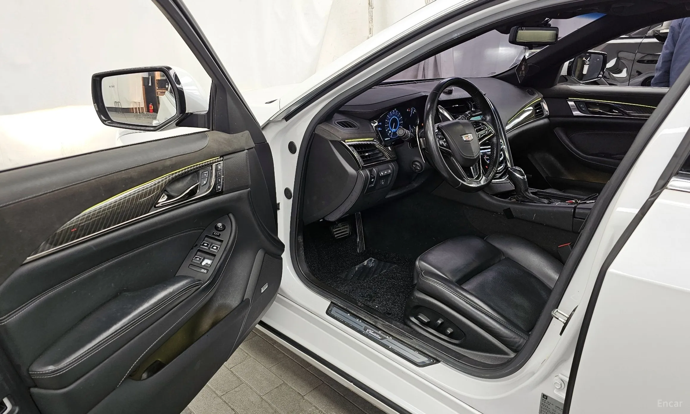 Cadillac CTS Gen 3 превью 10