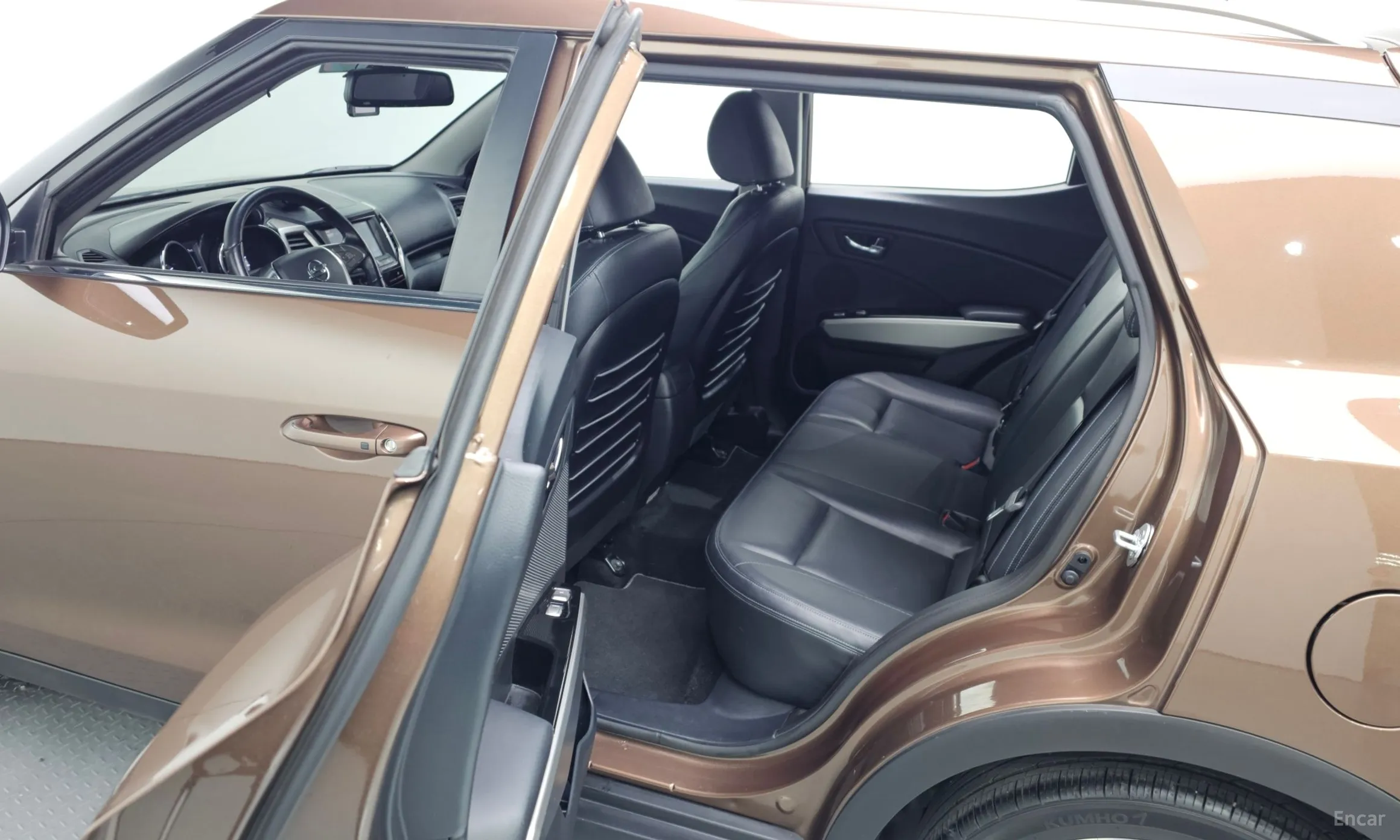 KG Mobility (SsangYong) Tivoli, Lazio превью 13