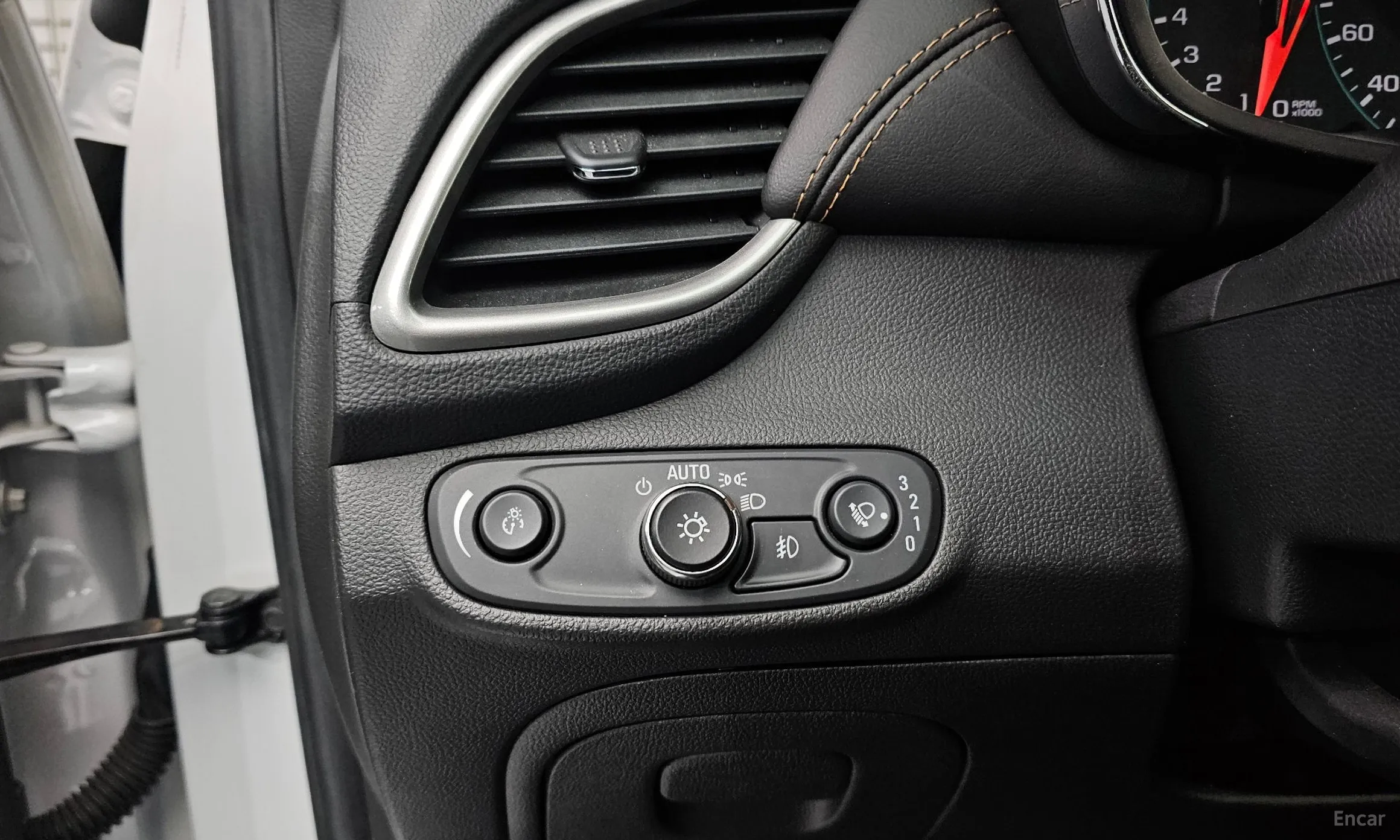 Chevrolet (GM Daewoo) Trax превью 18