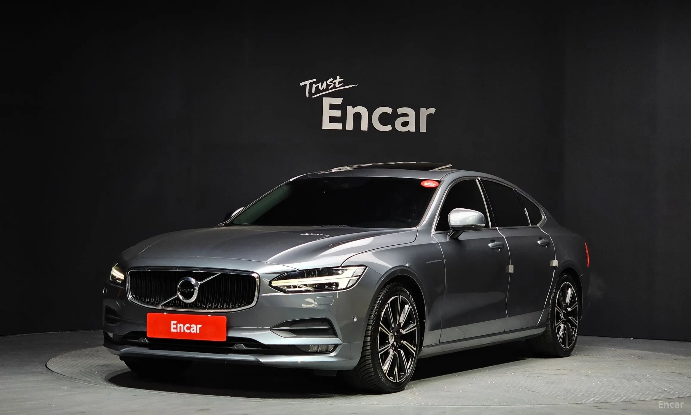 S90