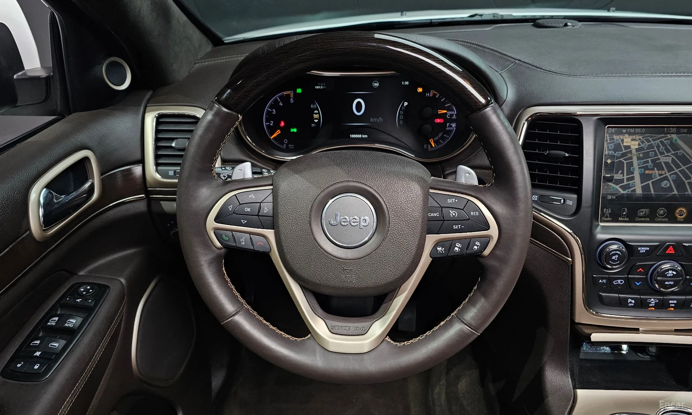 Jeep Grand Cherokee превью 13