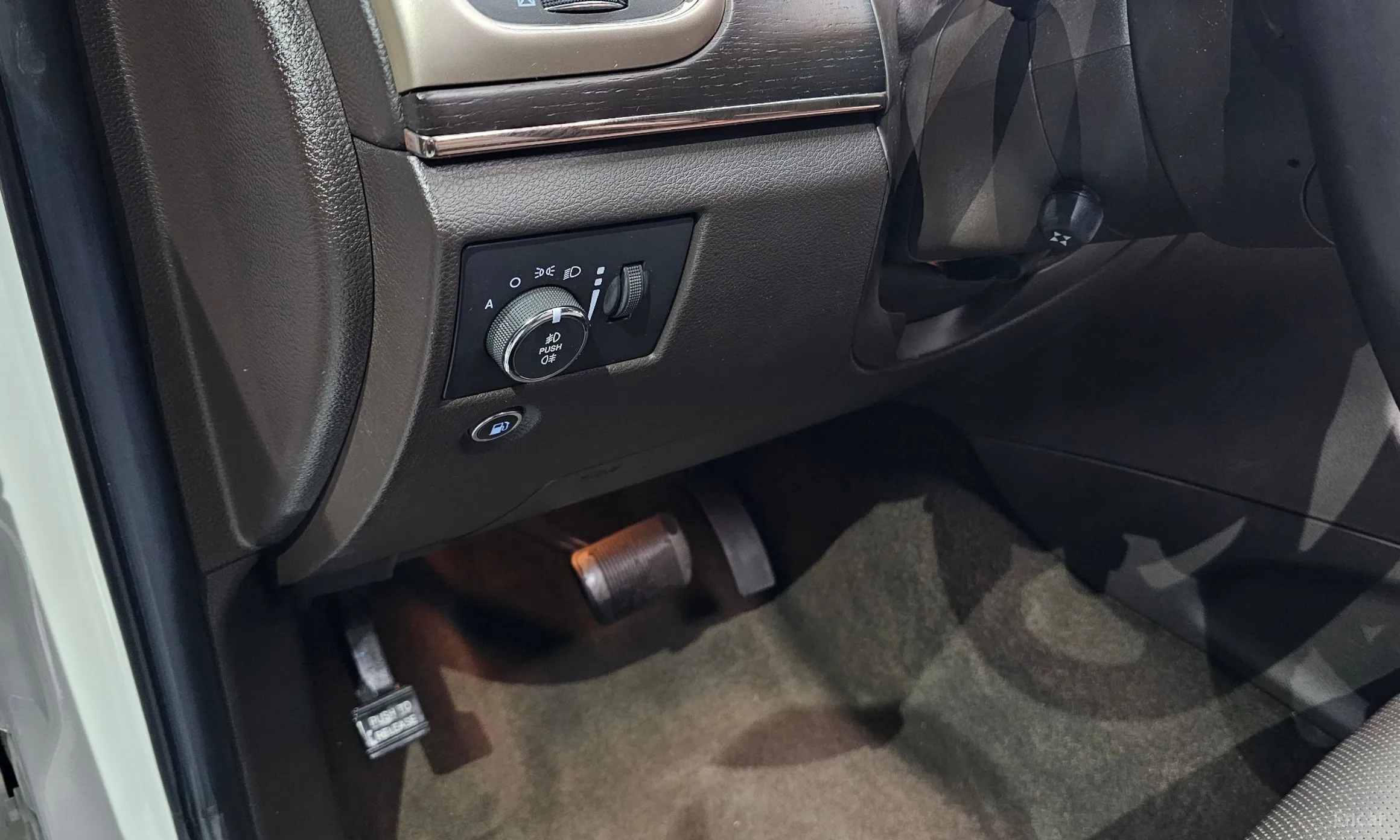 Jeep Grand Cherokee превью 20