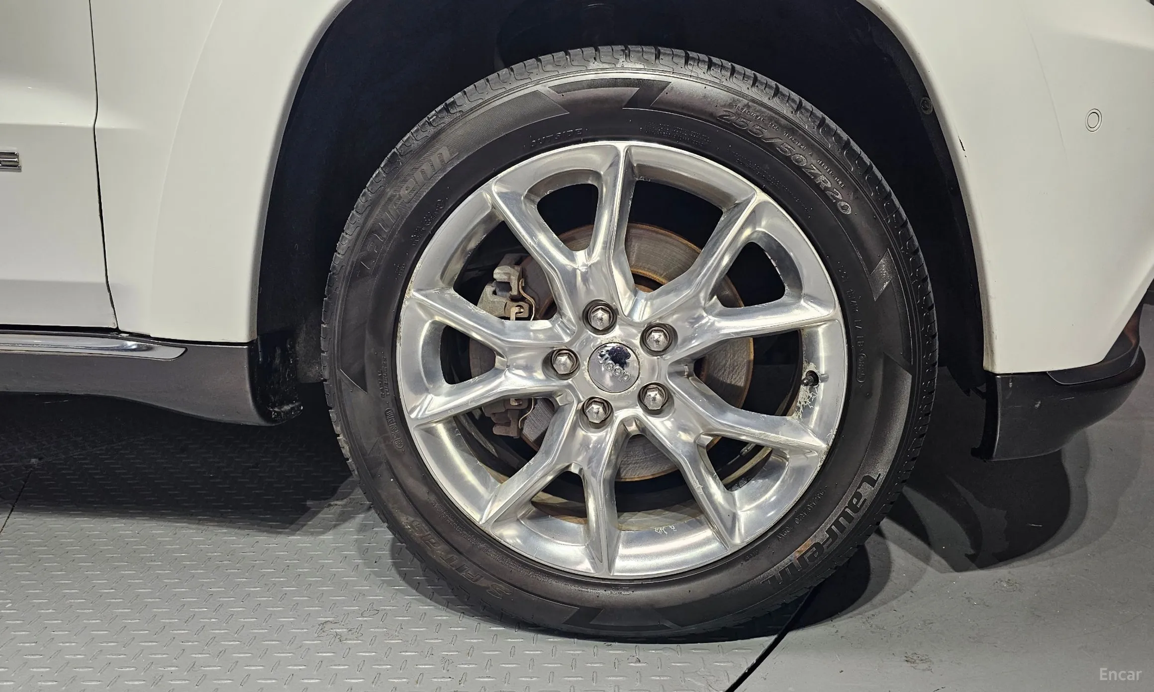 Jeep Grand Cherokee превью 5