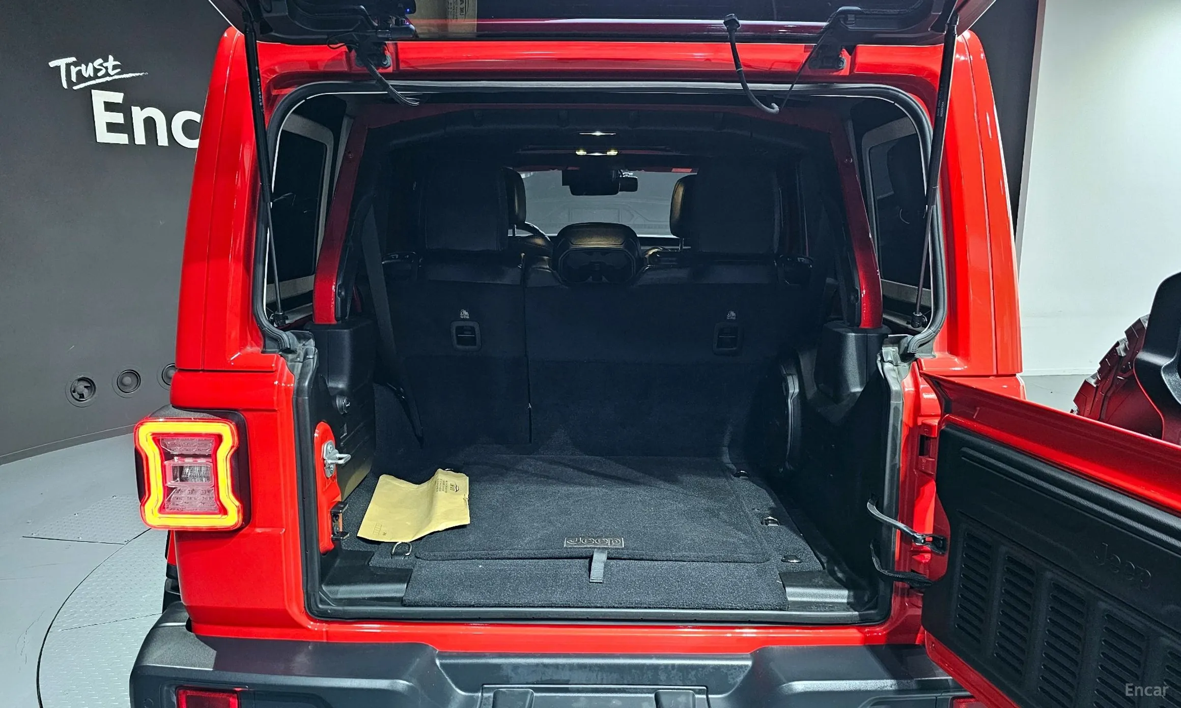 Jeep Wrangler (JL) превью 13